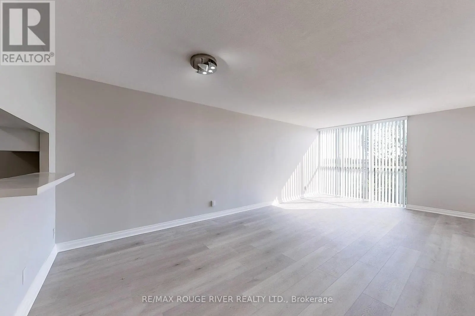 415 - 1665 PICKERING PARKWAY