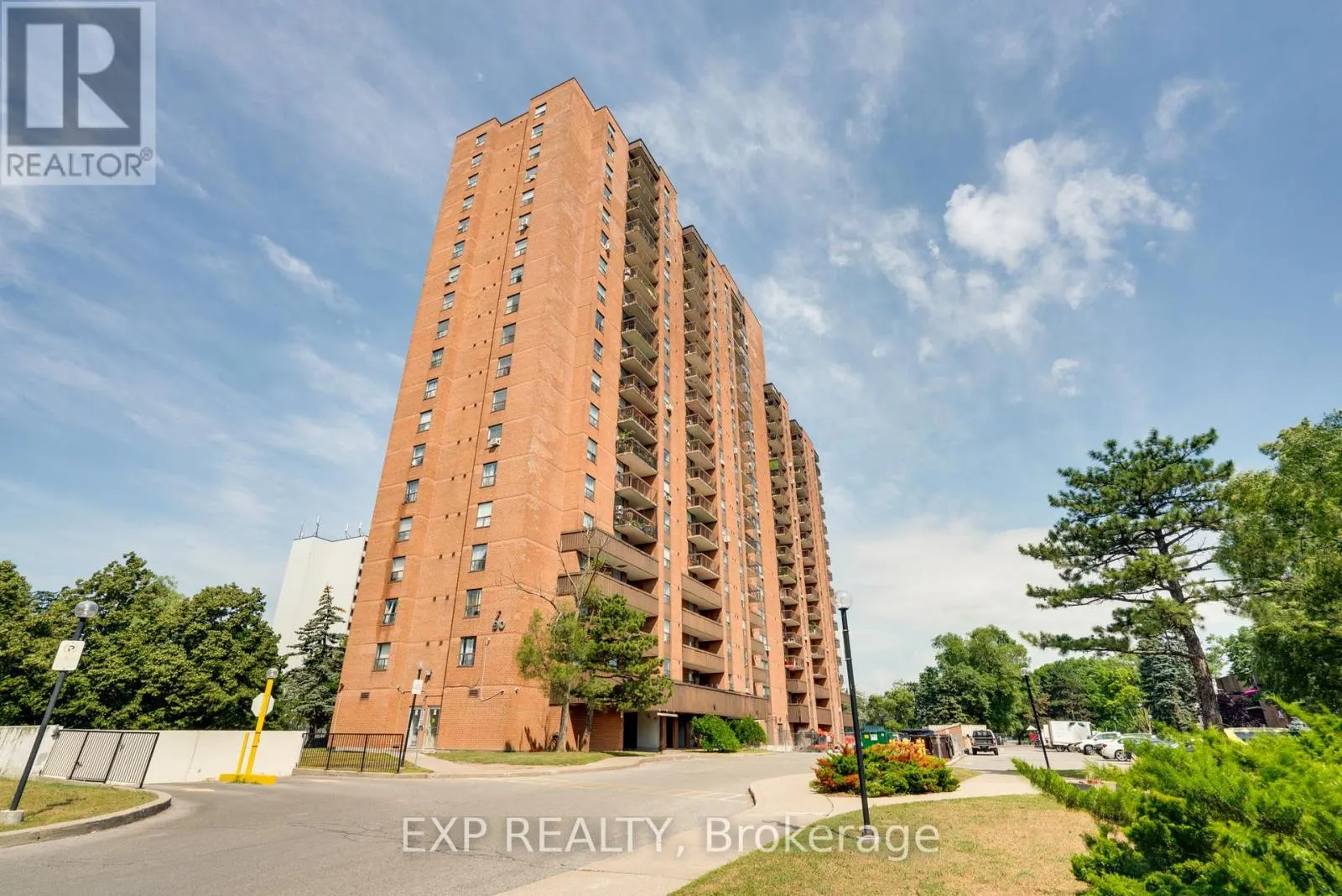 1410 - 90 LING ROAD