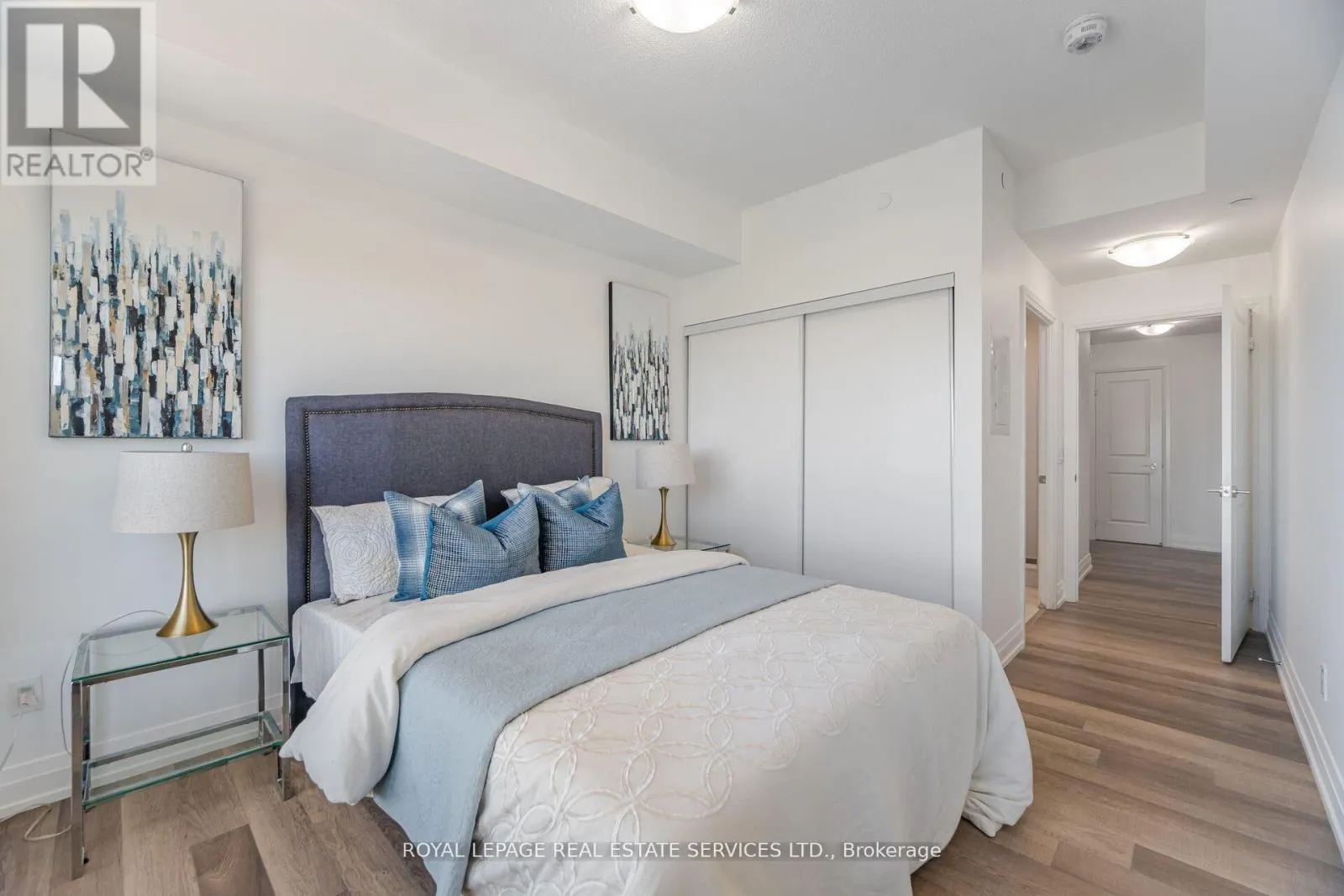 2005 - 3121 SHEPPARD AVENUE E