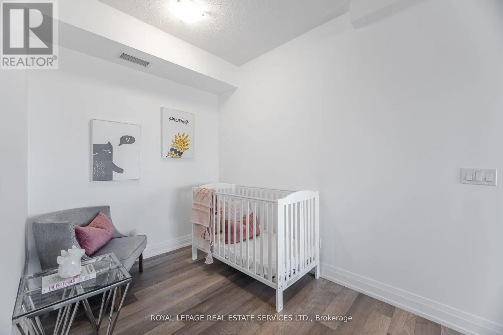 2005 - 3121 SHEPPARD AVENUE E