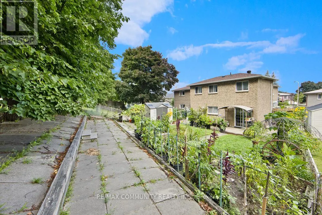 17 TINETA CRESCENT