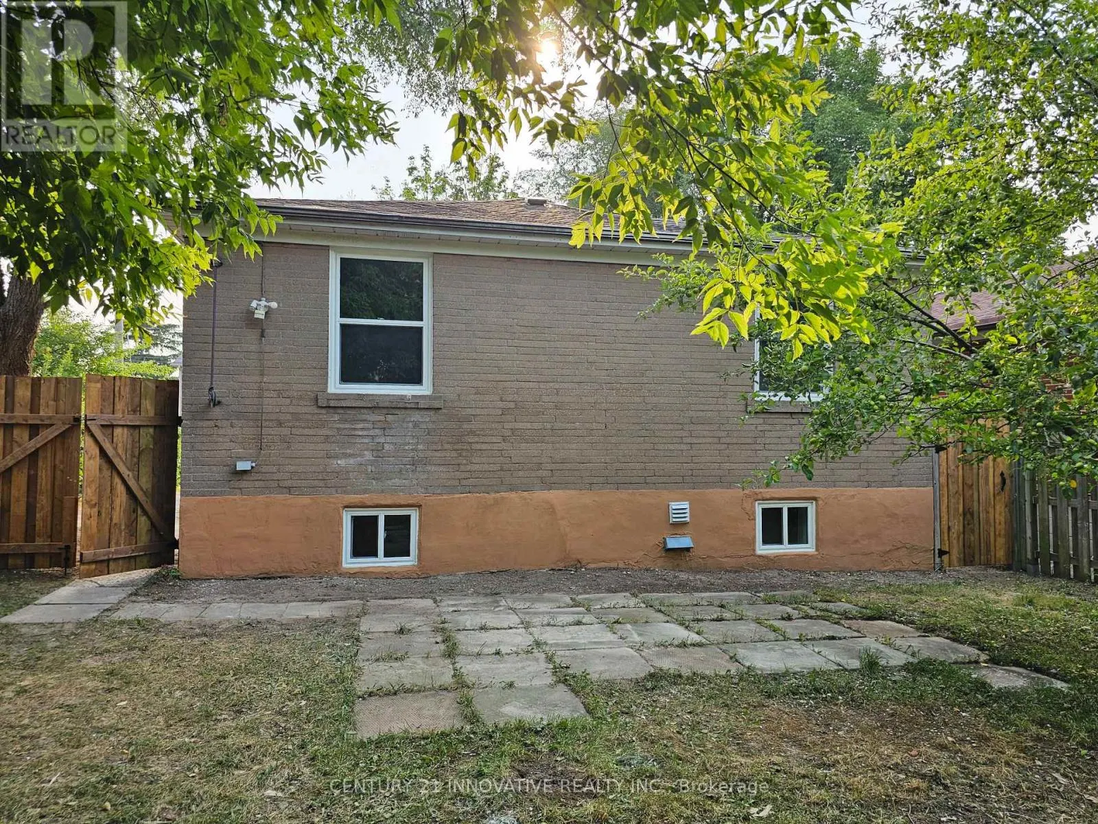 703 MIDLAND AVENUE