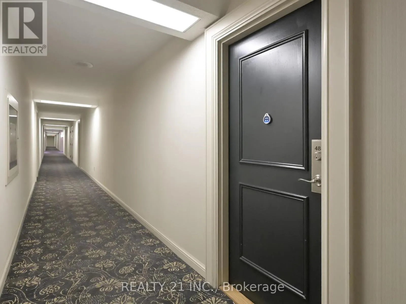488 - 1 GREYSTONE WALK DR DRIVE