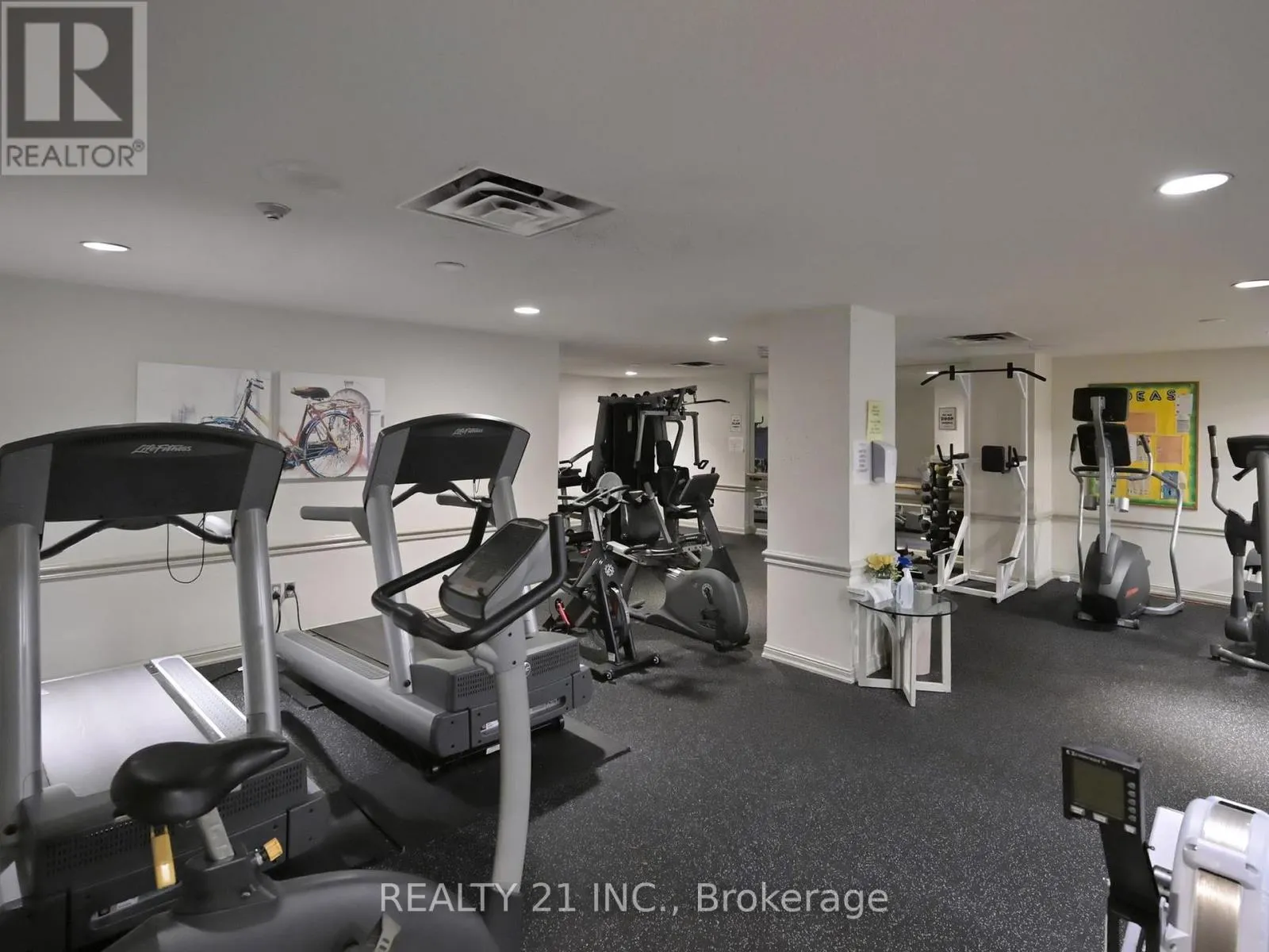 488 - 1 GREYSTONE WALK DR DRIVE