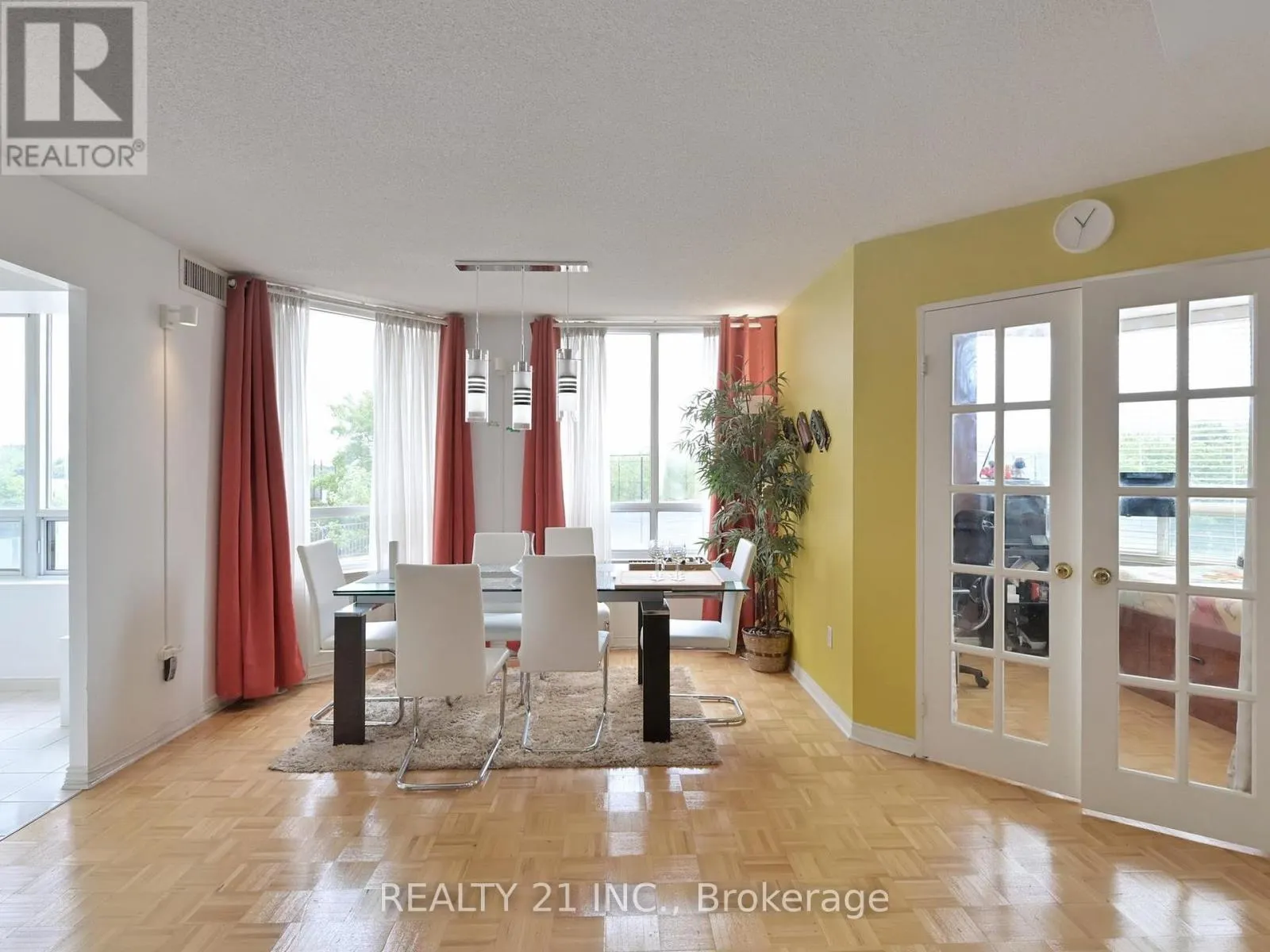 488 - 1 GREYSTONE WALK DR DRIVE