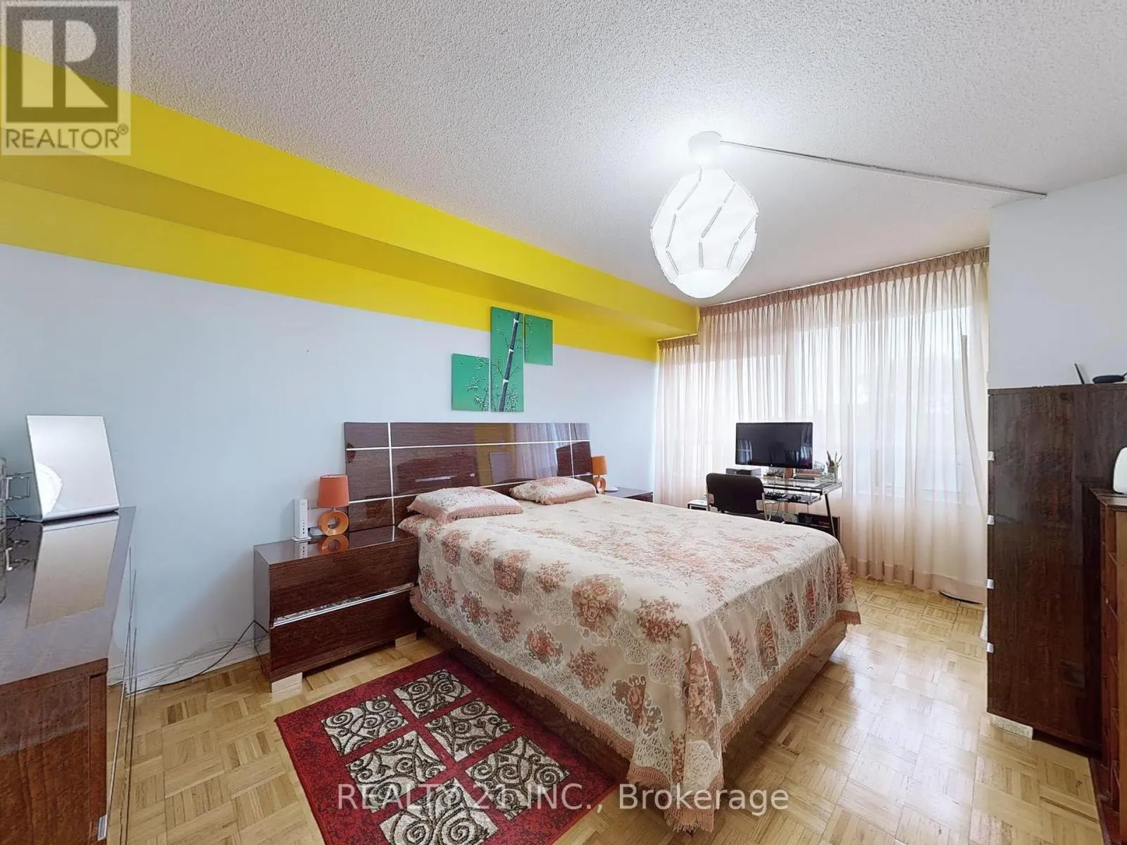 488 - 1 GREYSTONE WALK DR DRIVE