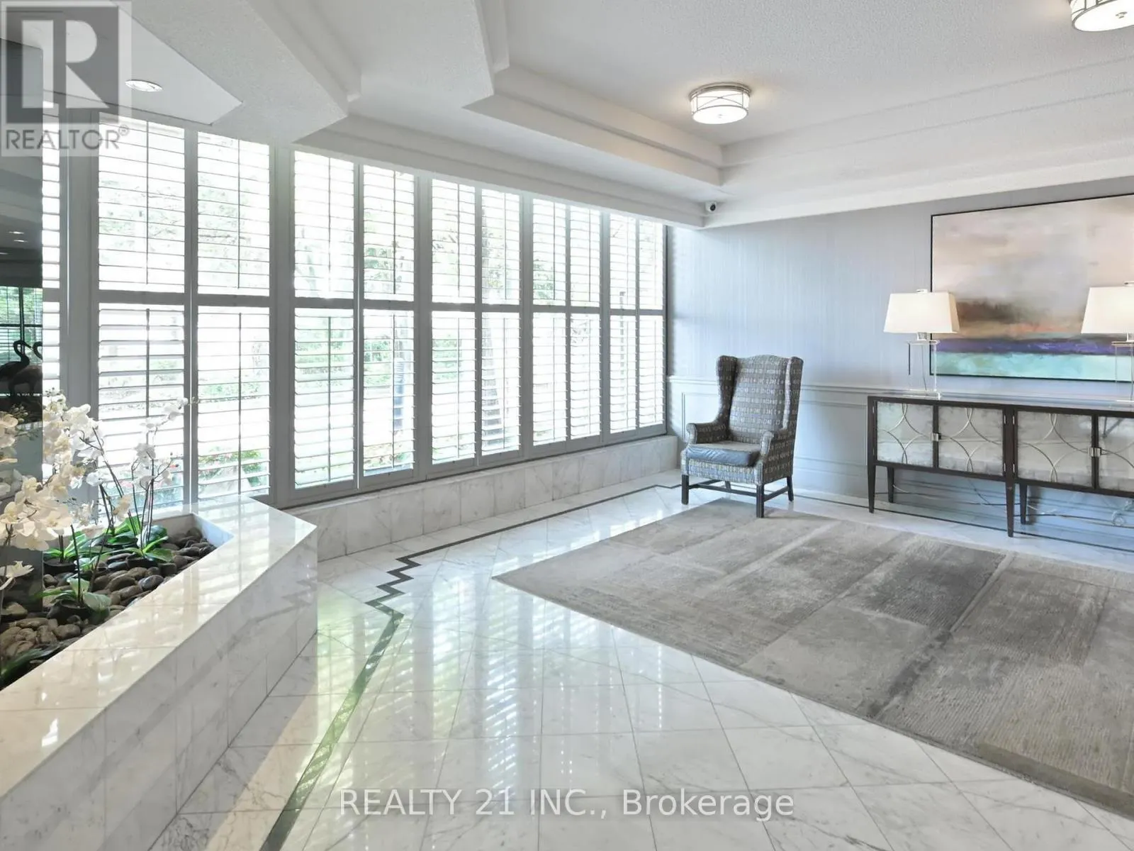488 - 1 GREYSTONE WALK DR DRIVE