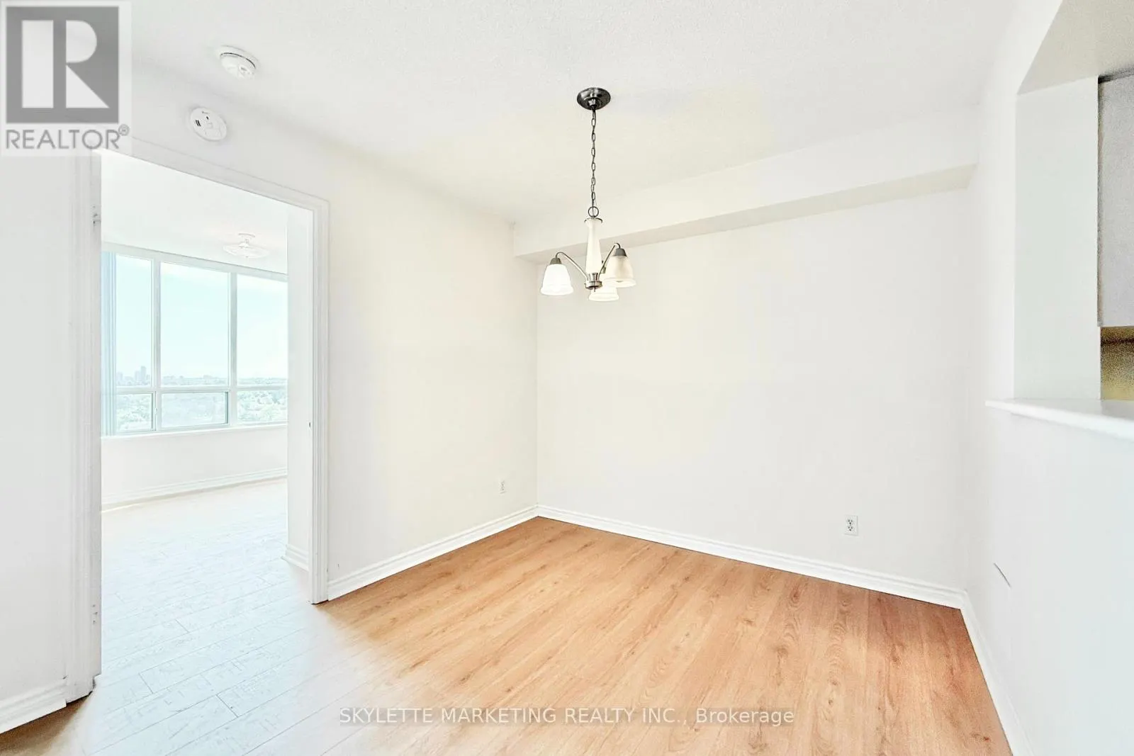 1109 - 5039 FINCH AVENUE E