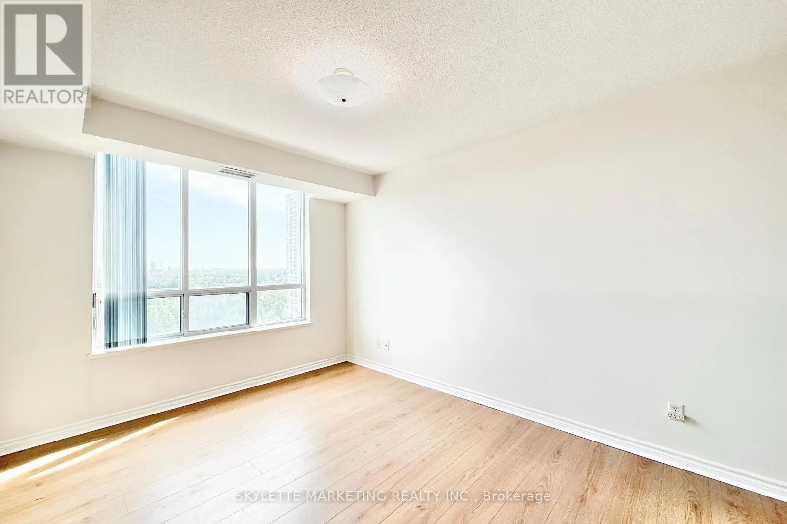1109 - 5039 FINCH AVENUE E