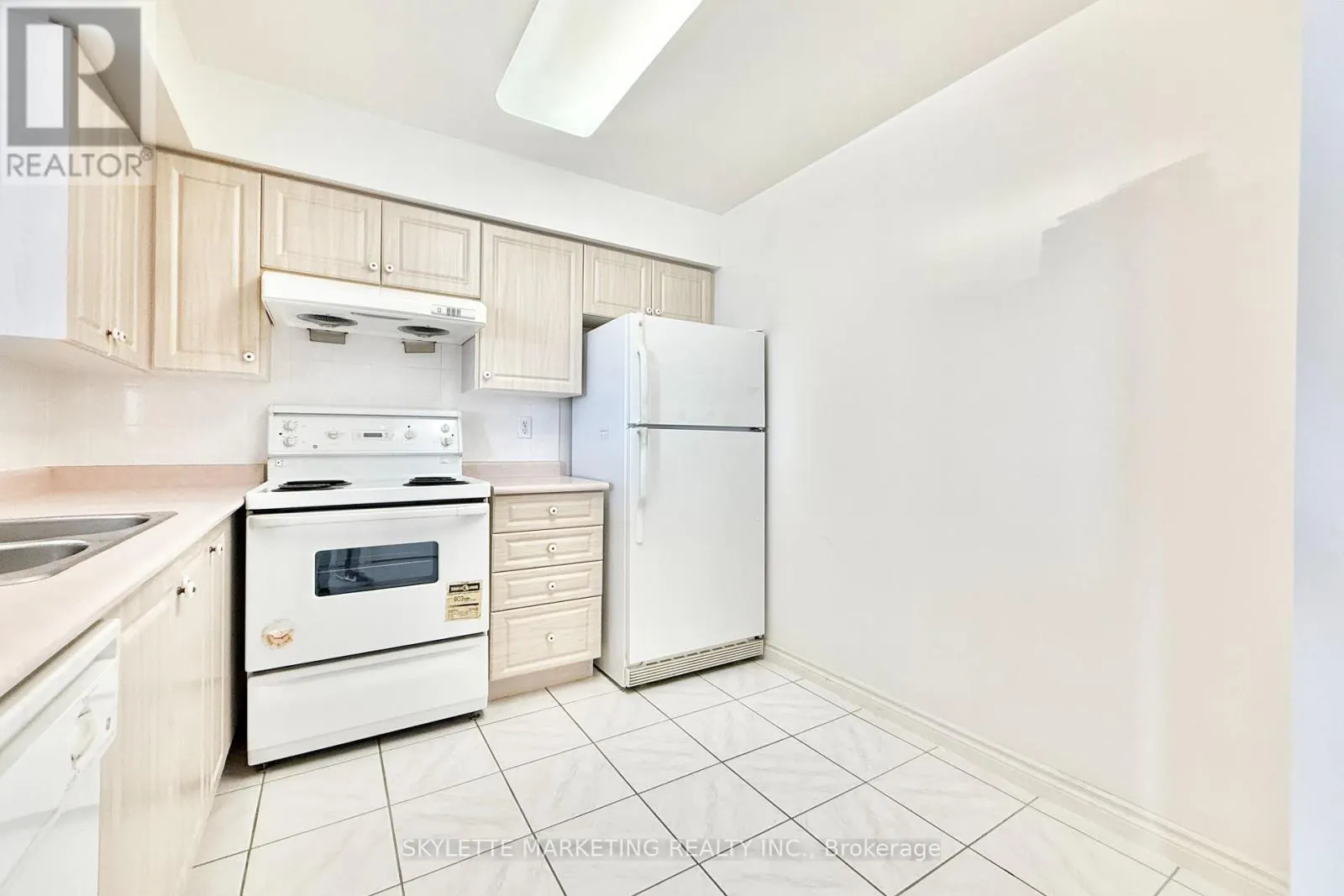 1109 - 5039 FINCH AVENUE E