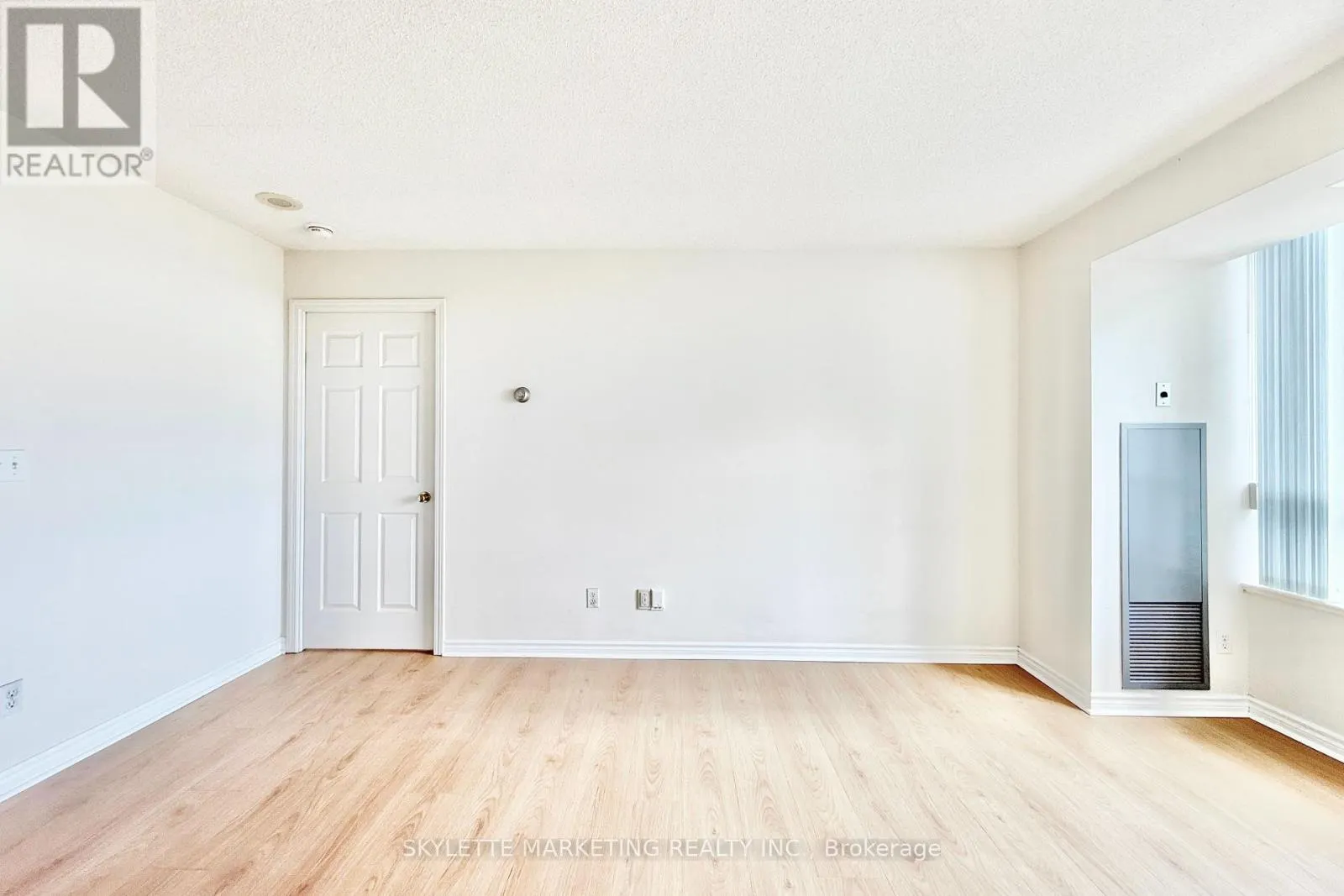 1109 - 5039 FINCH AVENUE E