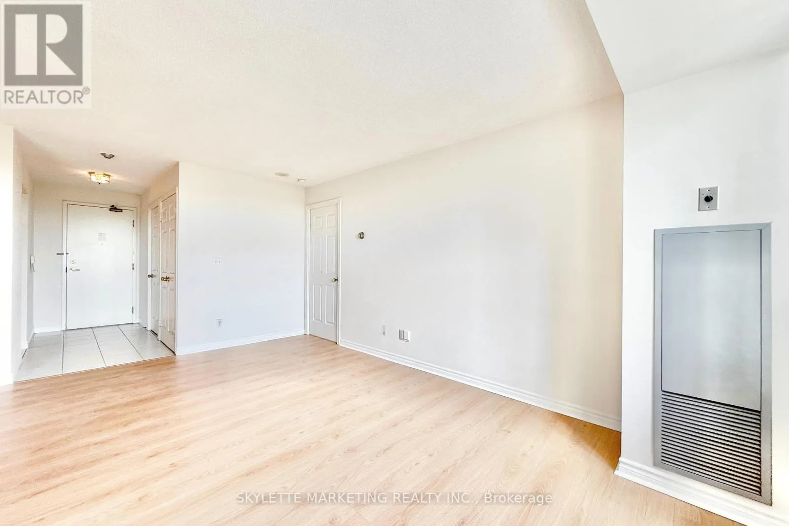 1109 - 5039 FINCH AVENUE E