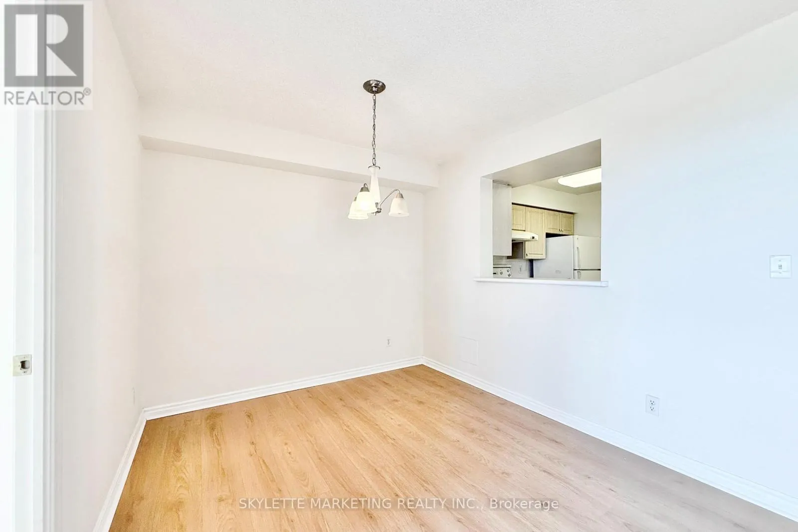 1109 - 5039 FINCH AVENUE E