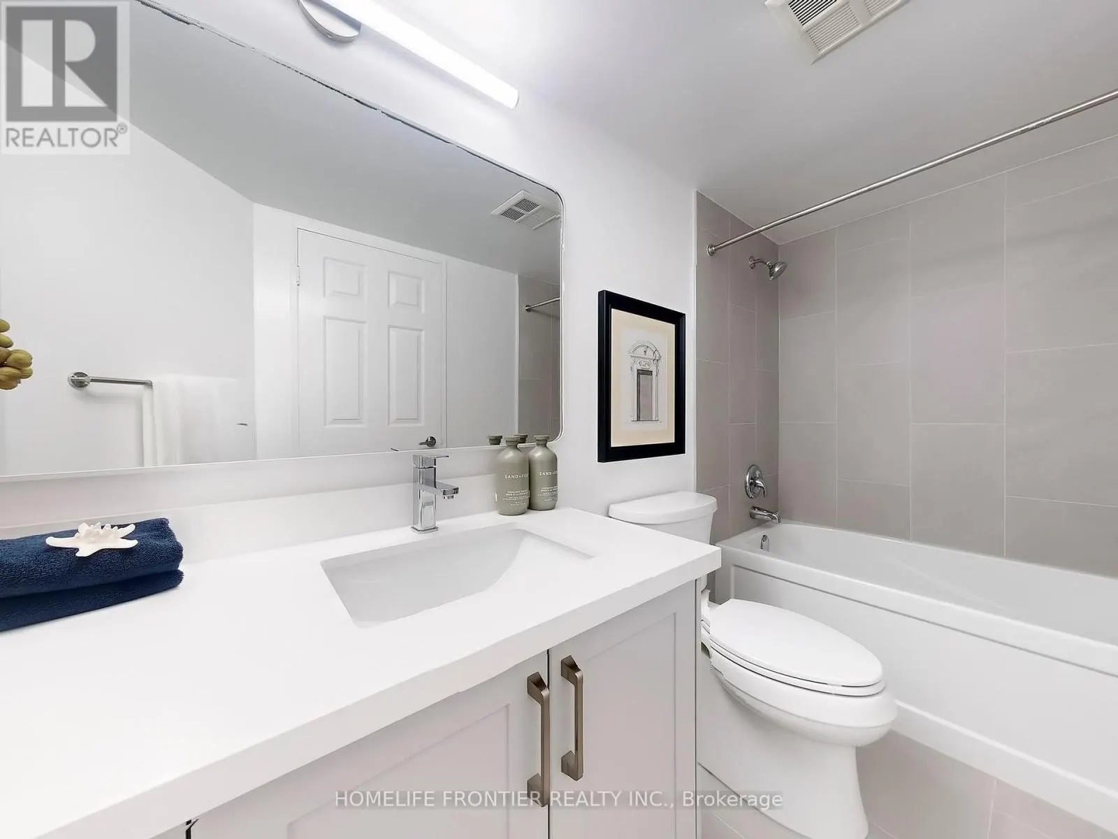 215 - 175 BAMBURGH CIRCLE
