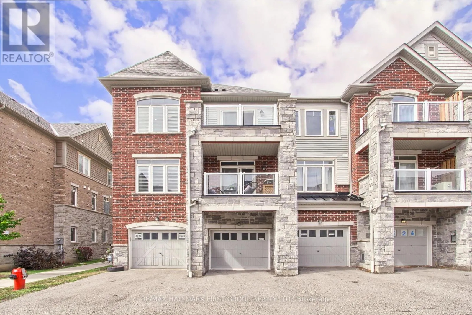 2522 BOSTON GLEN