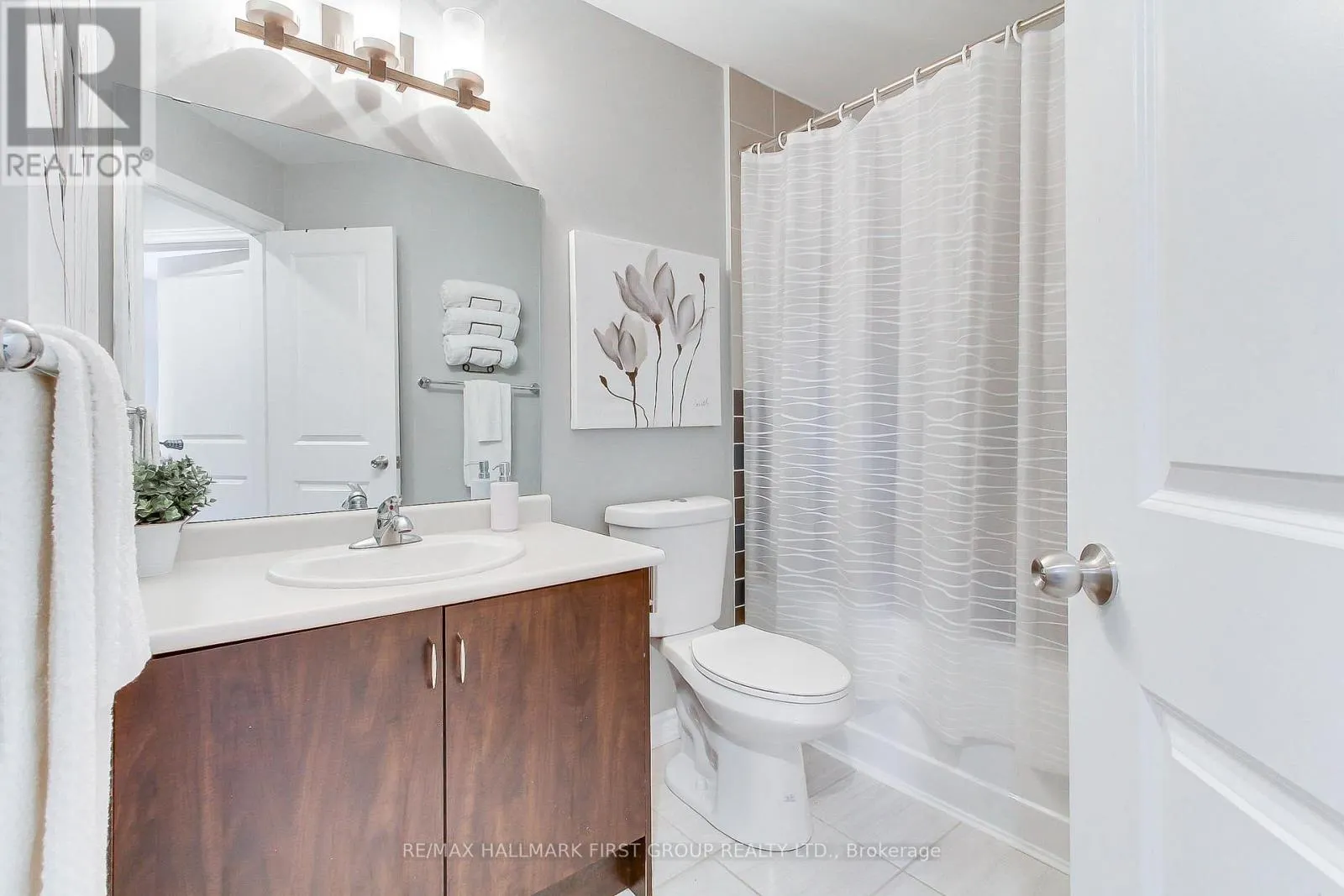 2522 BOSTON GLEN