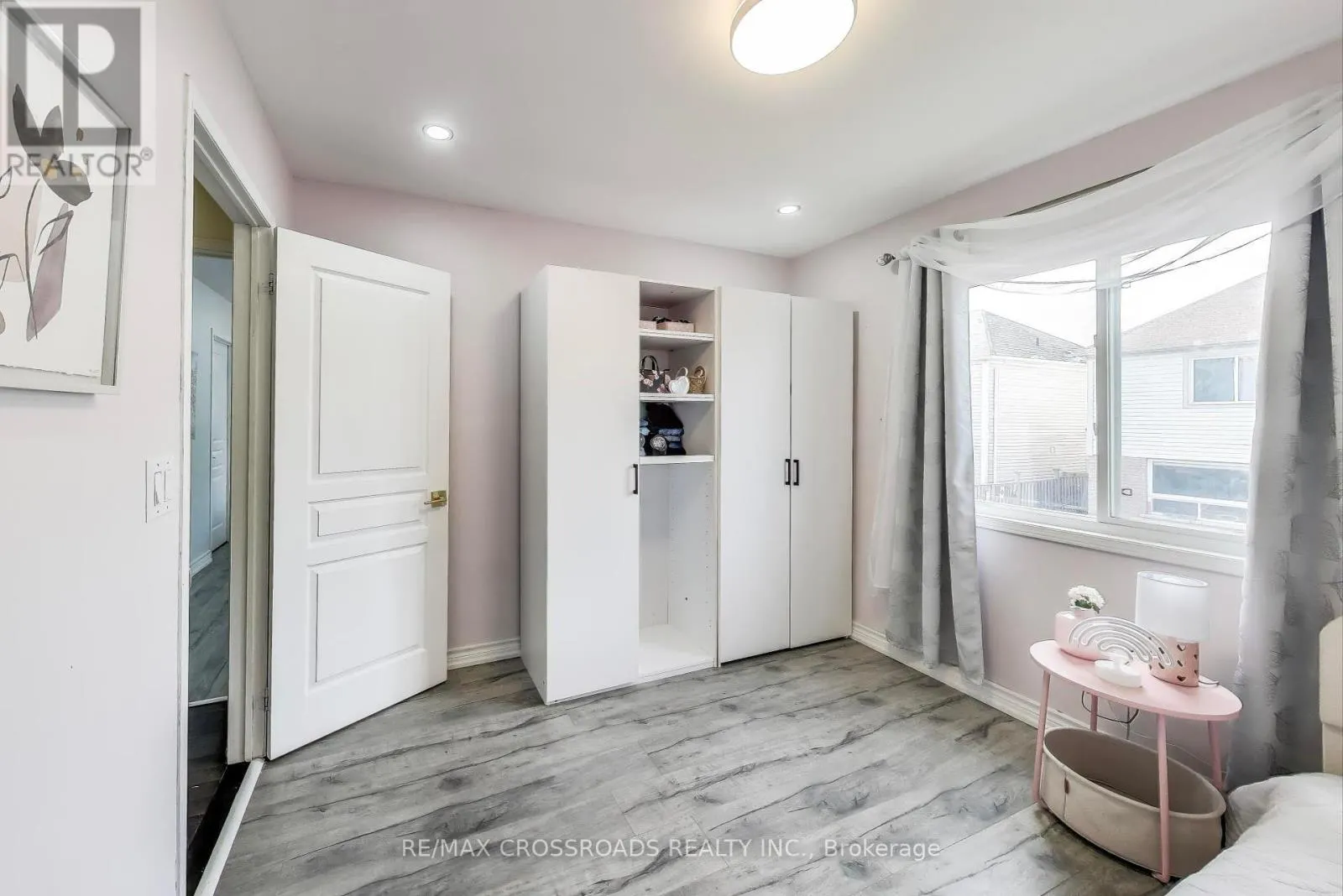 1104 BENEFORD ROAD