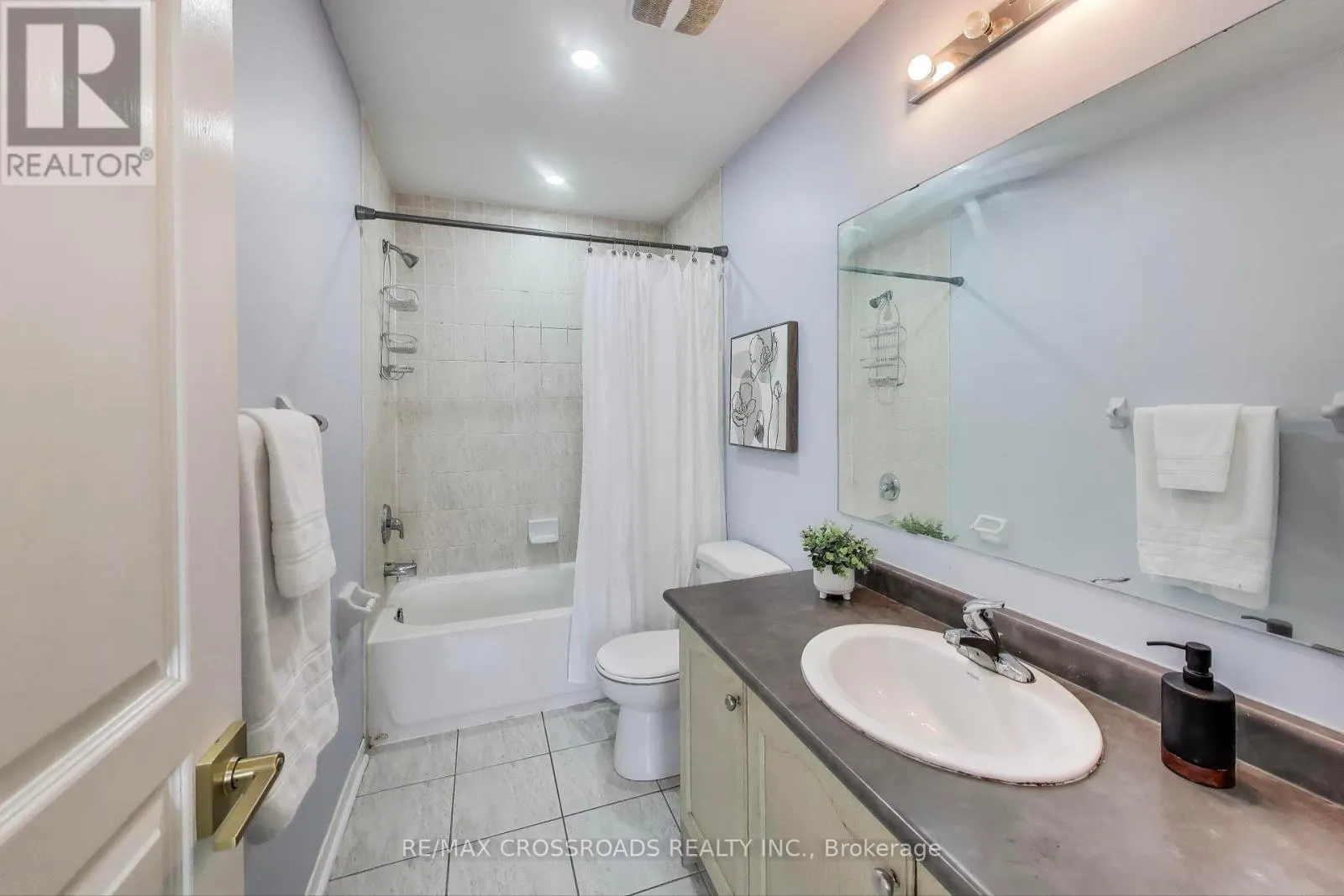 1104 BENEFORD ROAD