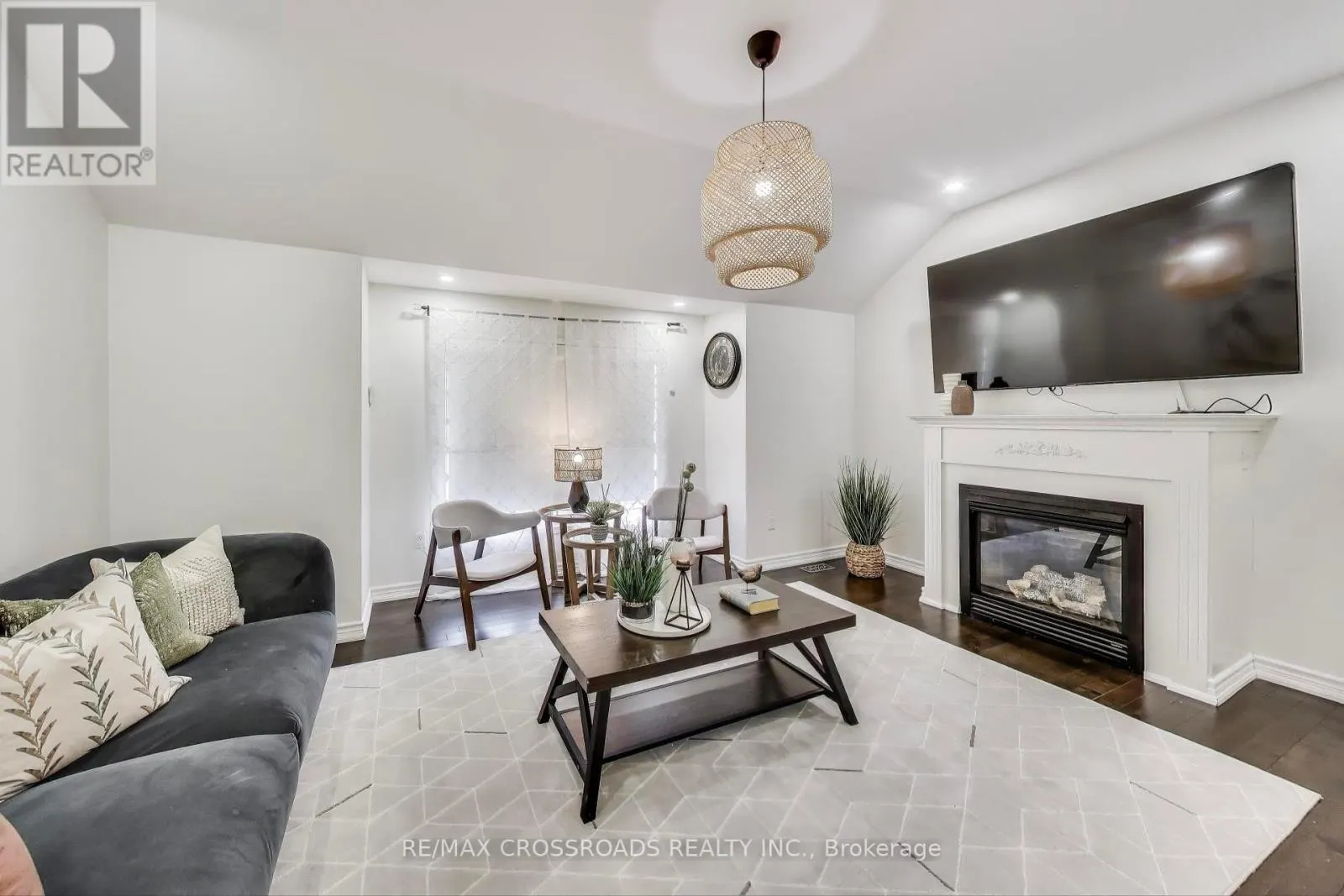 1104 BENEFORD ROAD