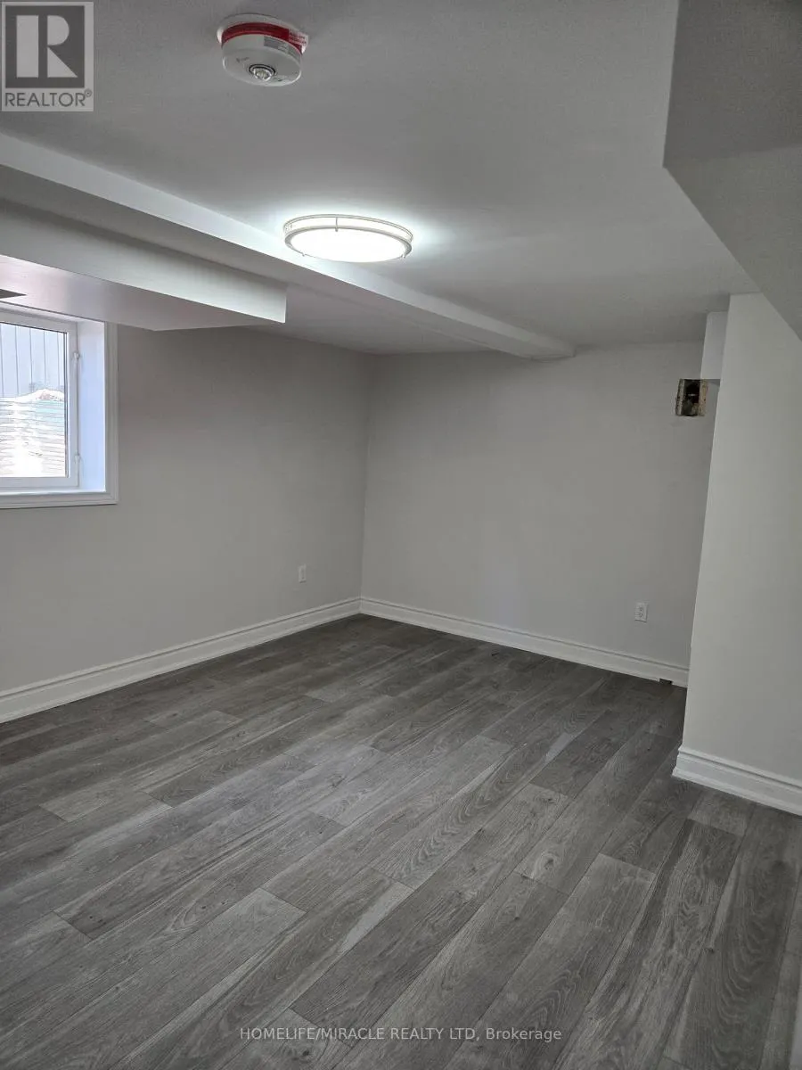 BSMT - 1281 KING STREET E