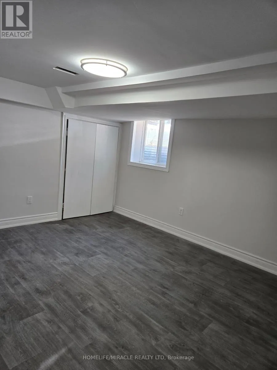 BSMT - 1281 KING STREET E