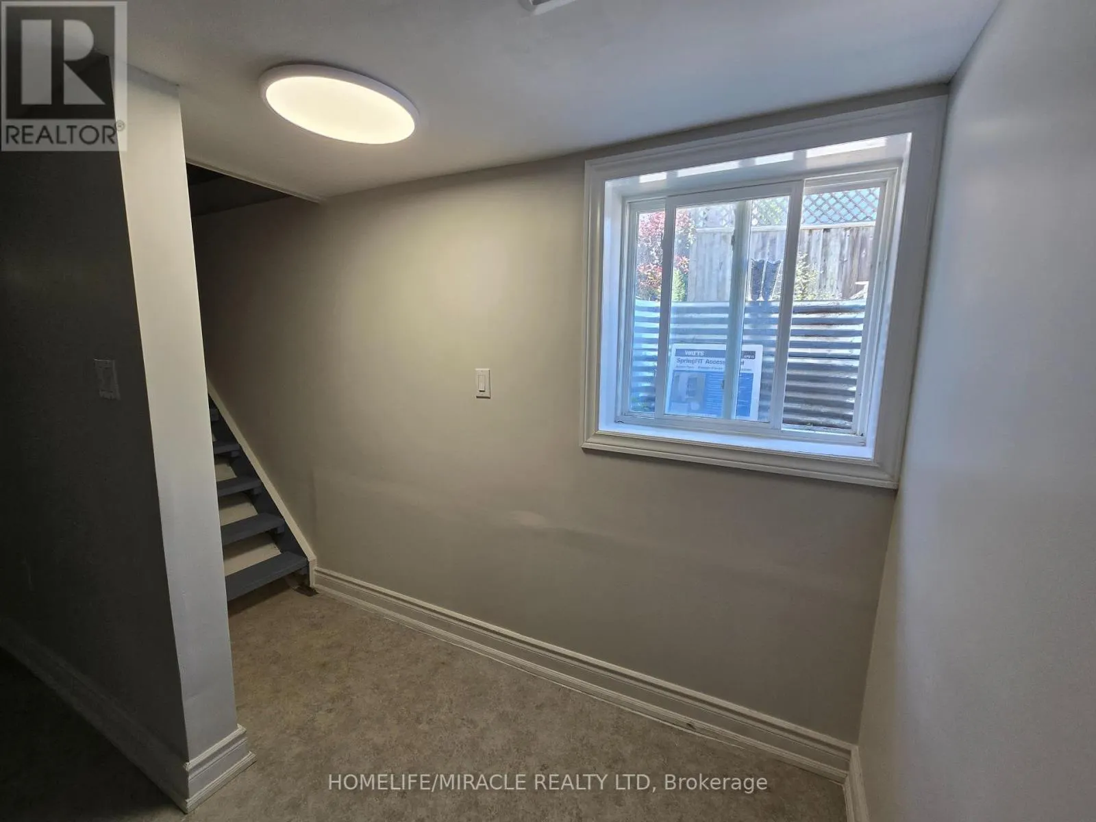 BSMT - 1281 KING STREET E