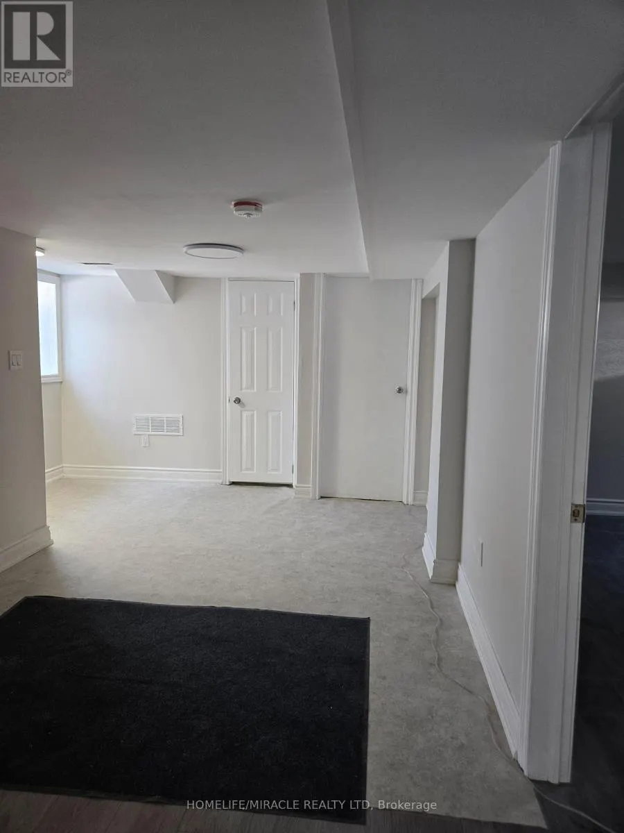 BSMT - 1281 KING STREET E