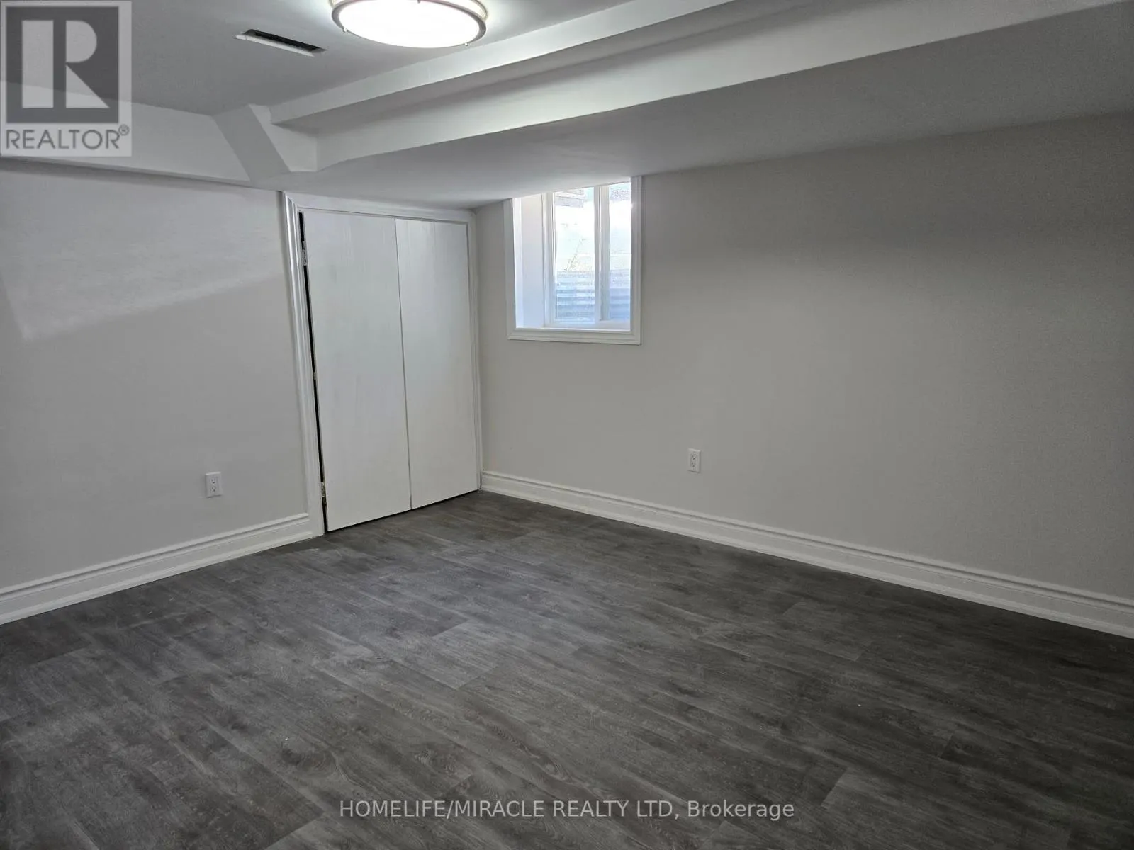BSMT - 1281 KING STREET E
