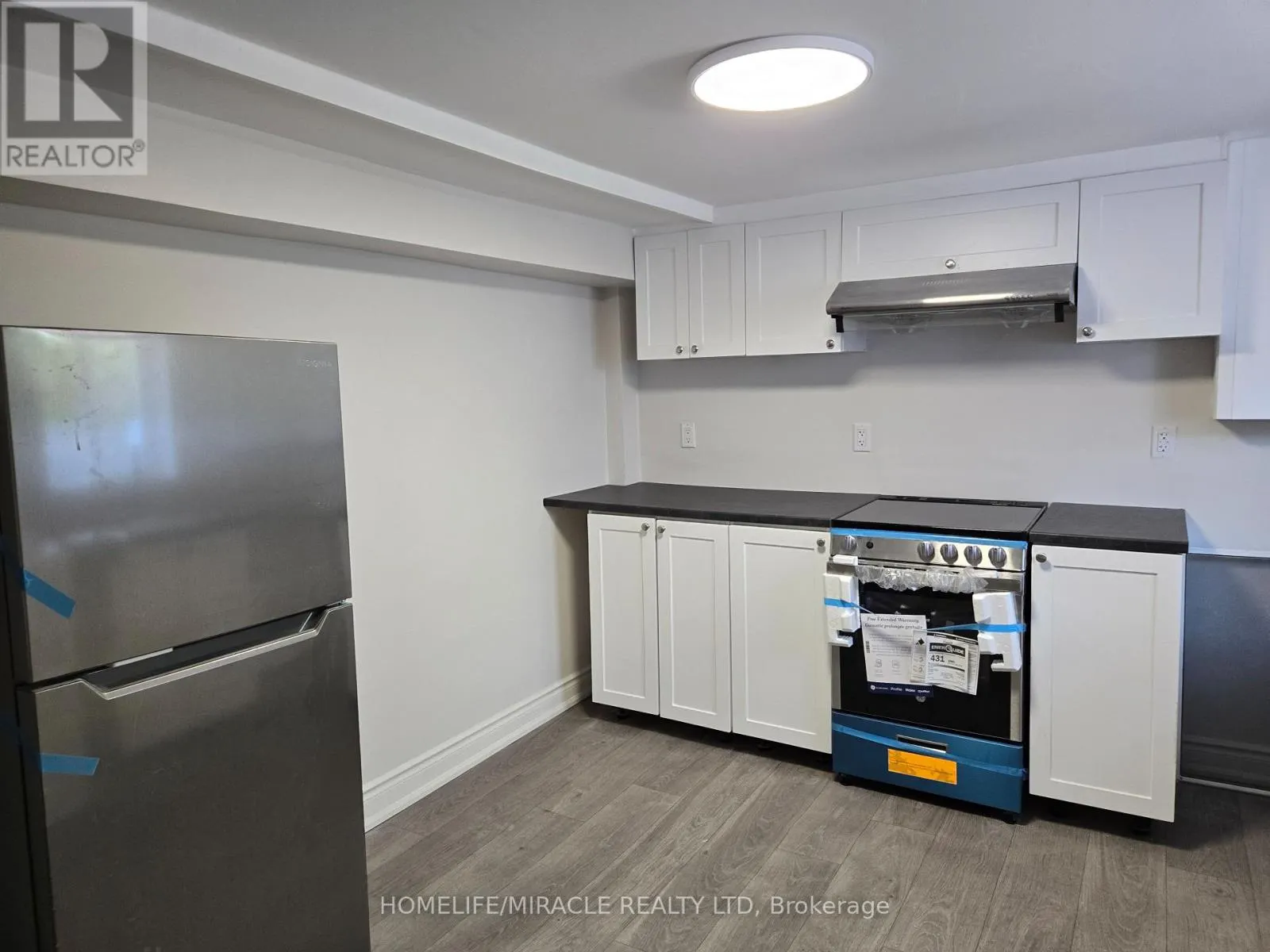 BSMT - 1281 KING STREET E