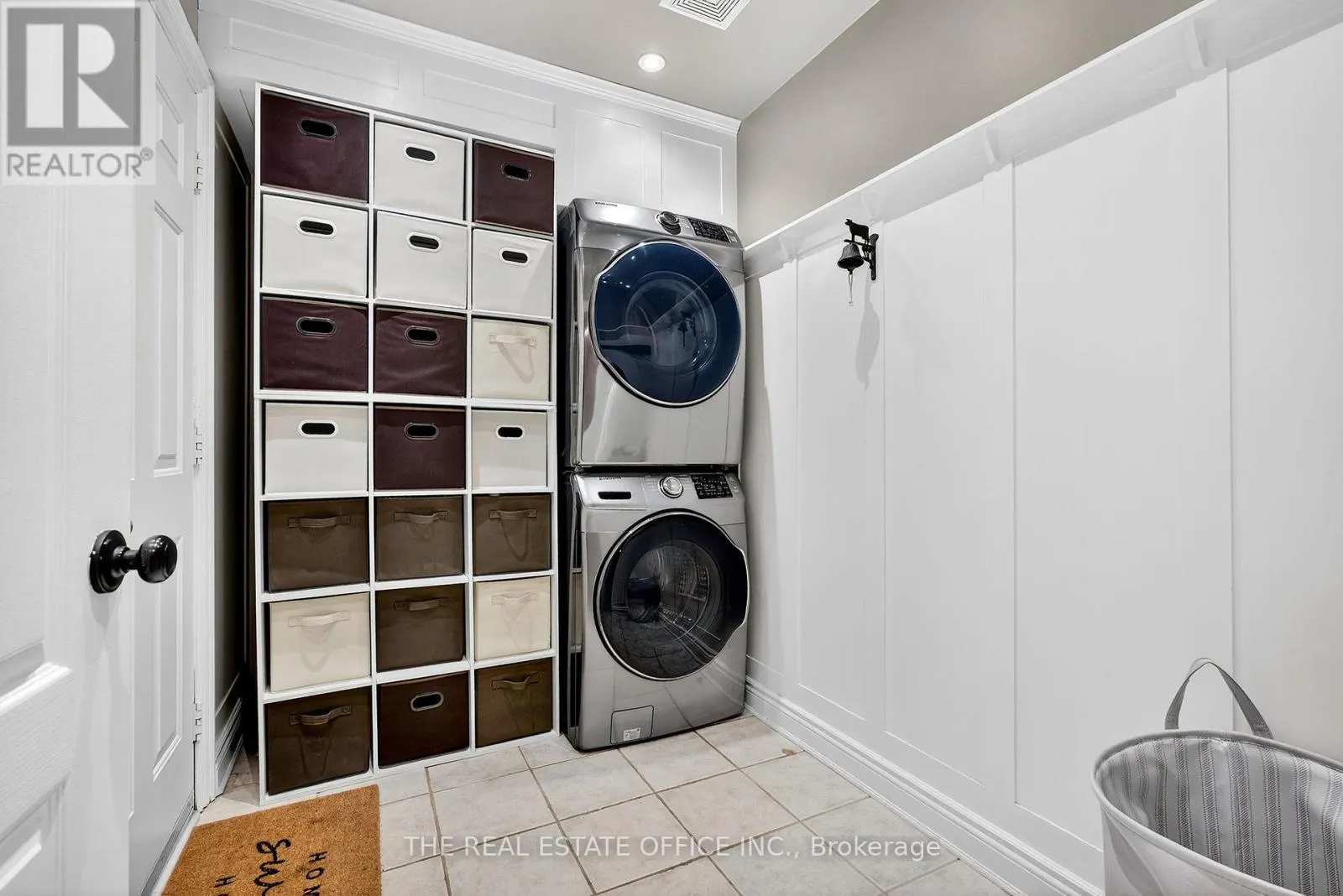 1772 WHITESTONE COURT