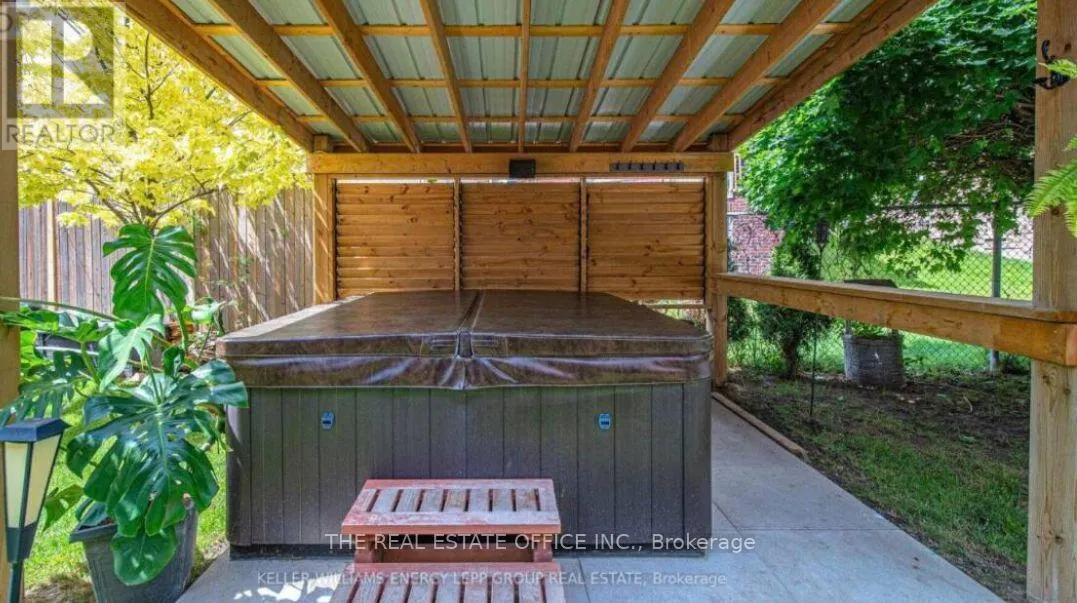 1772 WHITESTONE COURT