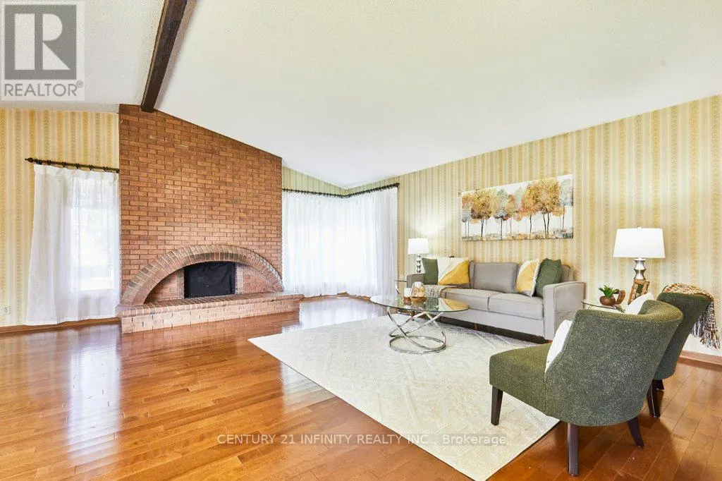 1 GOODLAND GATE