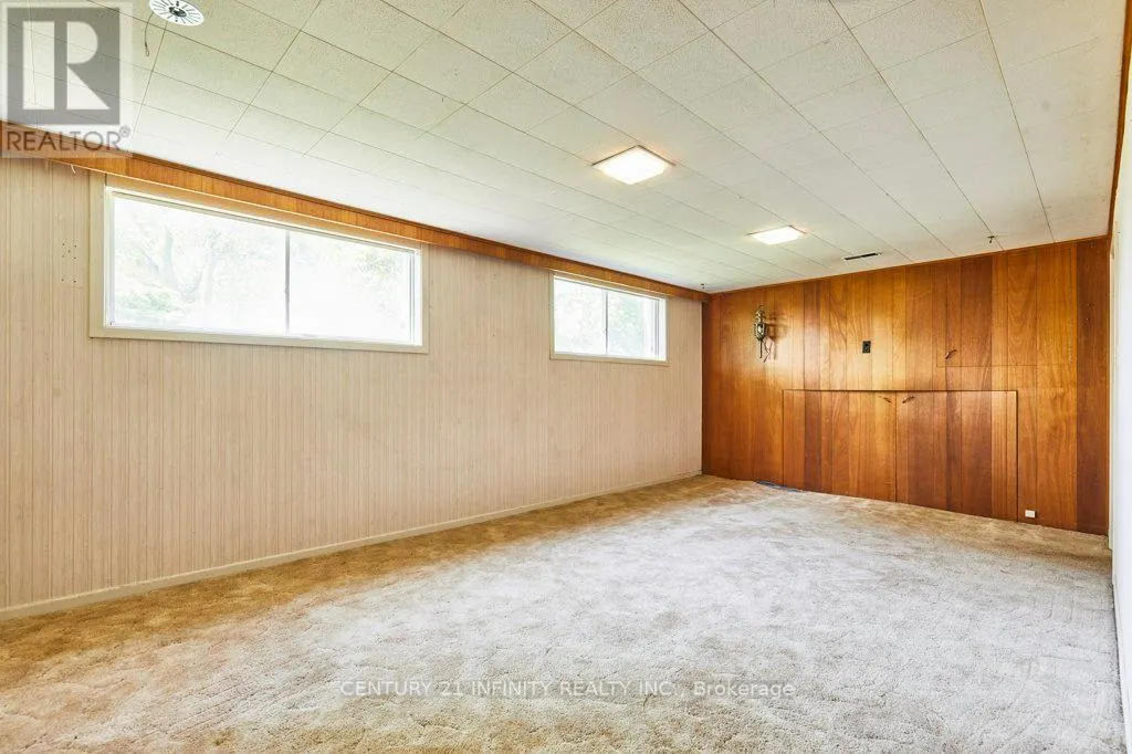 1 GOODLAND GATE