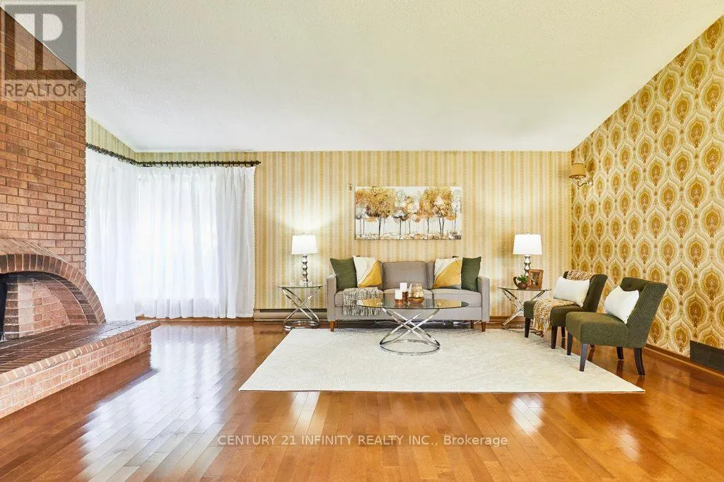 1 GOODLAND GATE
