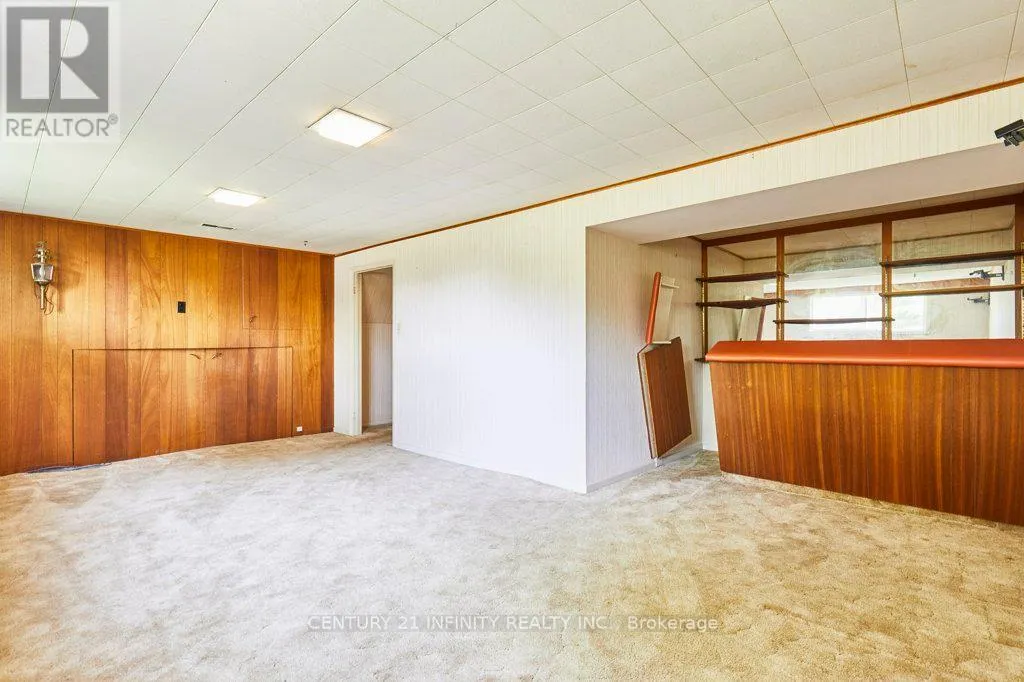 1 GOODLAND GATE