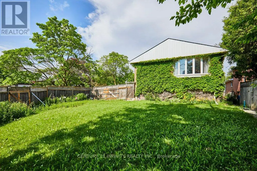 1 GOODLAND GATE