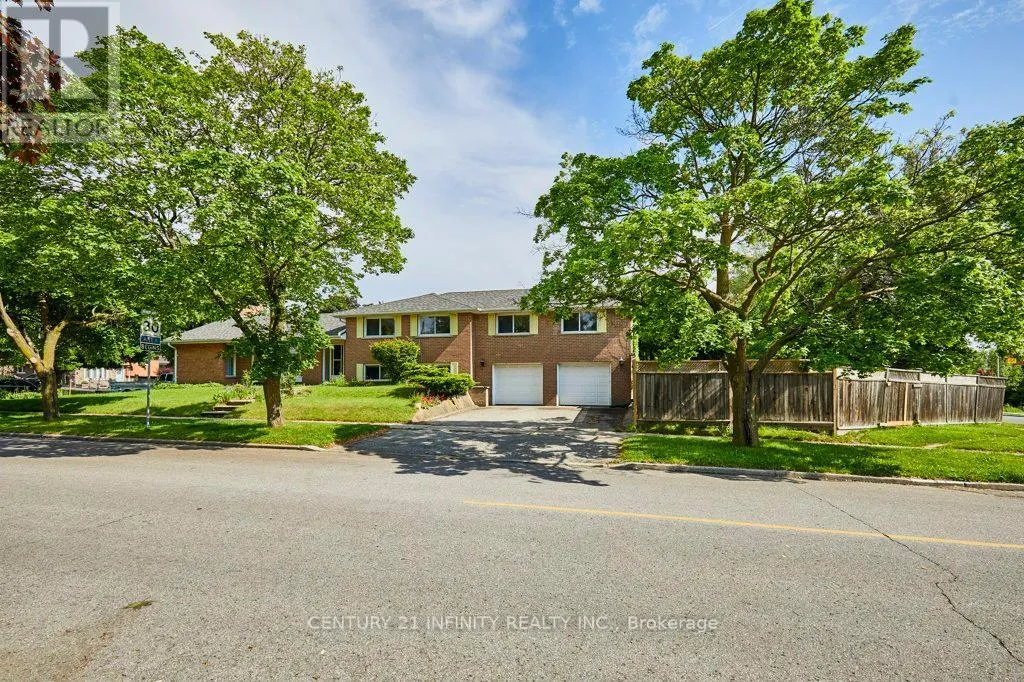 1 GOODLAND GATE
