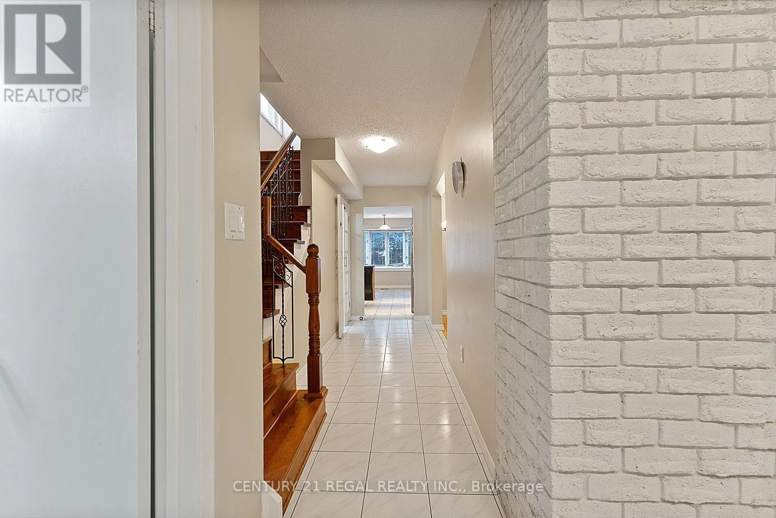 28 ECCLESFIELD DRIVE