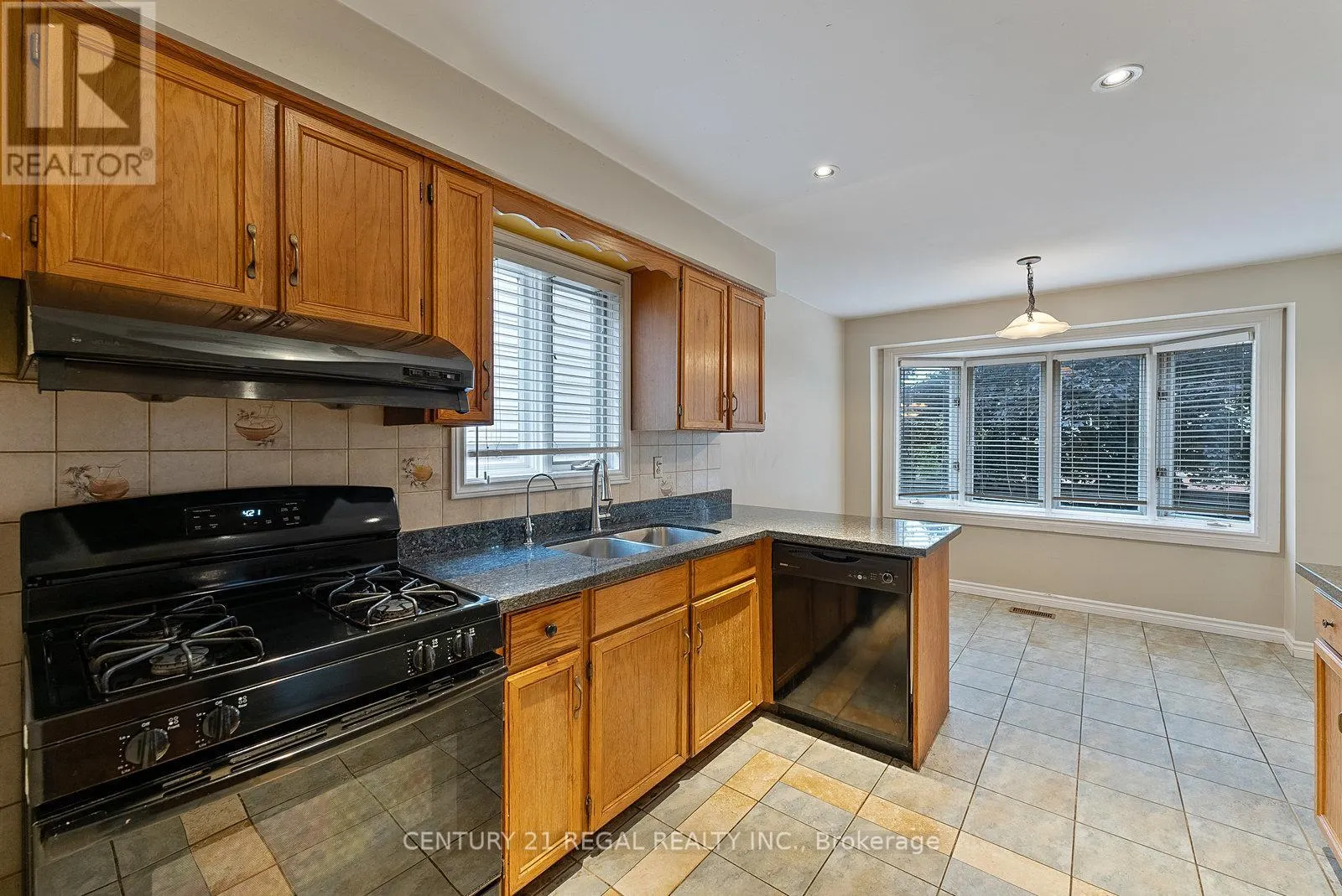 28 ECCLESFIELD DRIVE