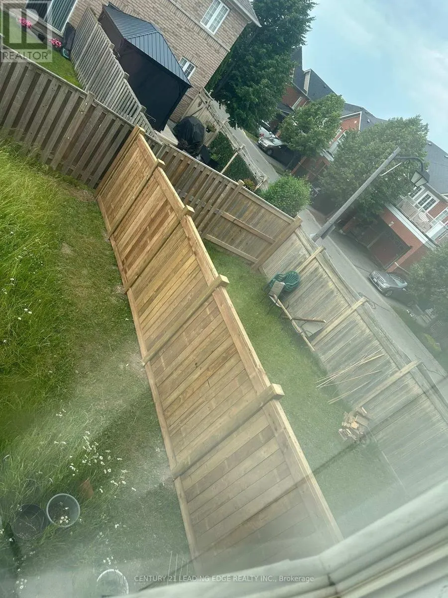 68 BARKDALE WAY