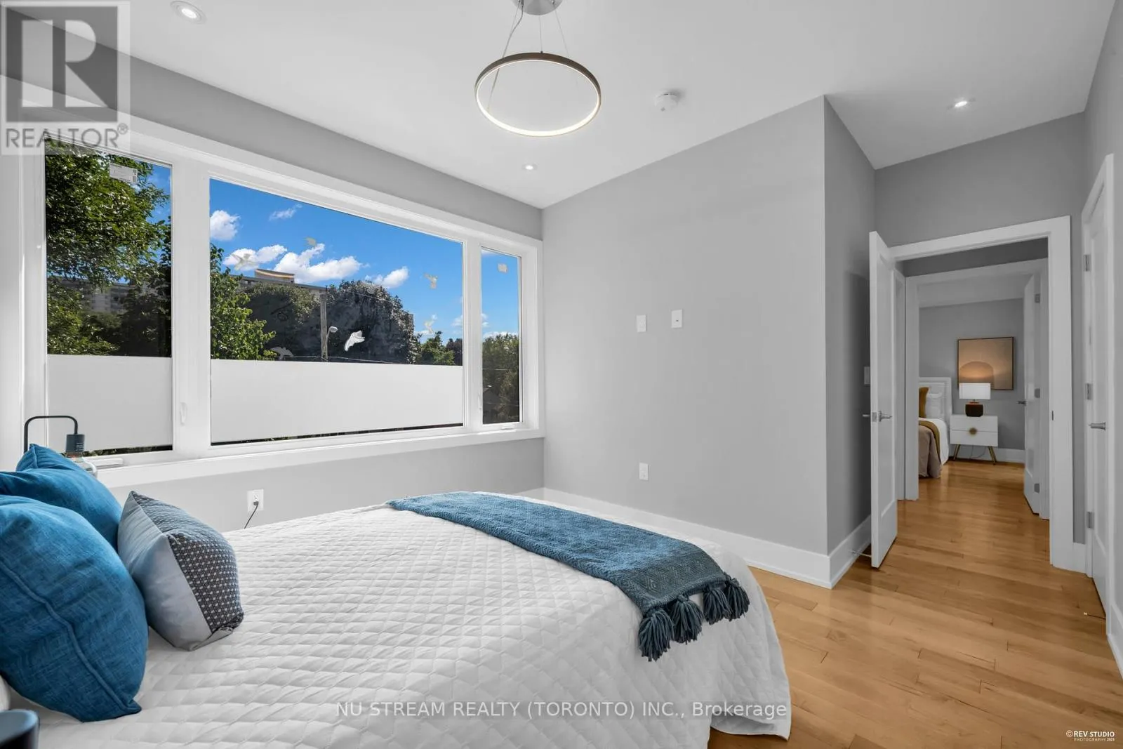 4 WESTBOURNE AVENUE