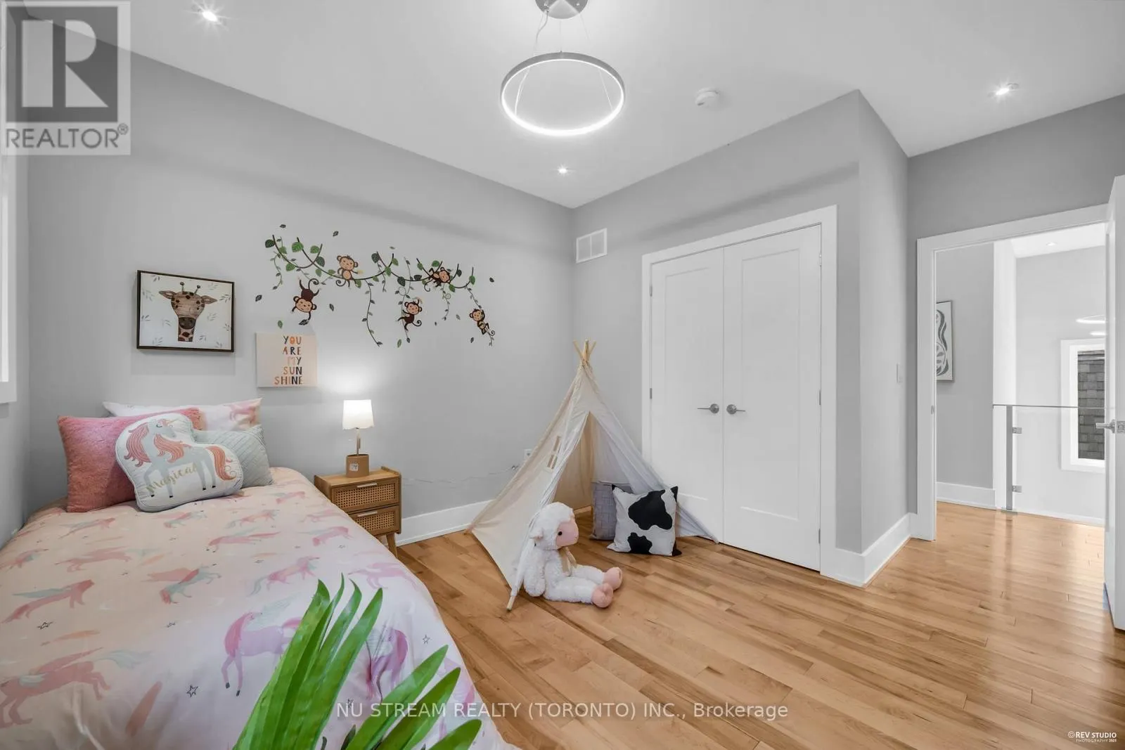 4 WESTBOURNE AVENUE