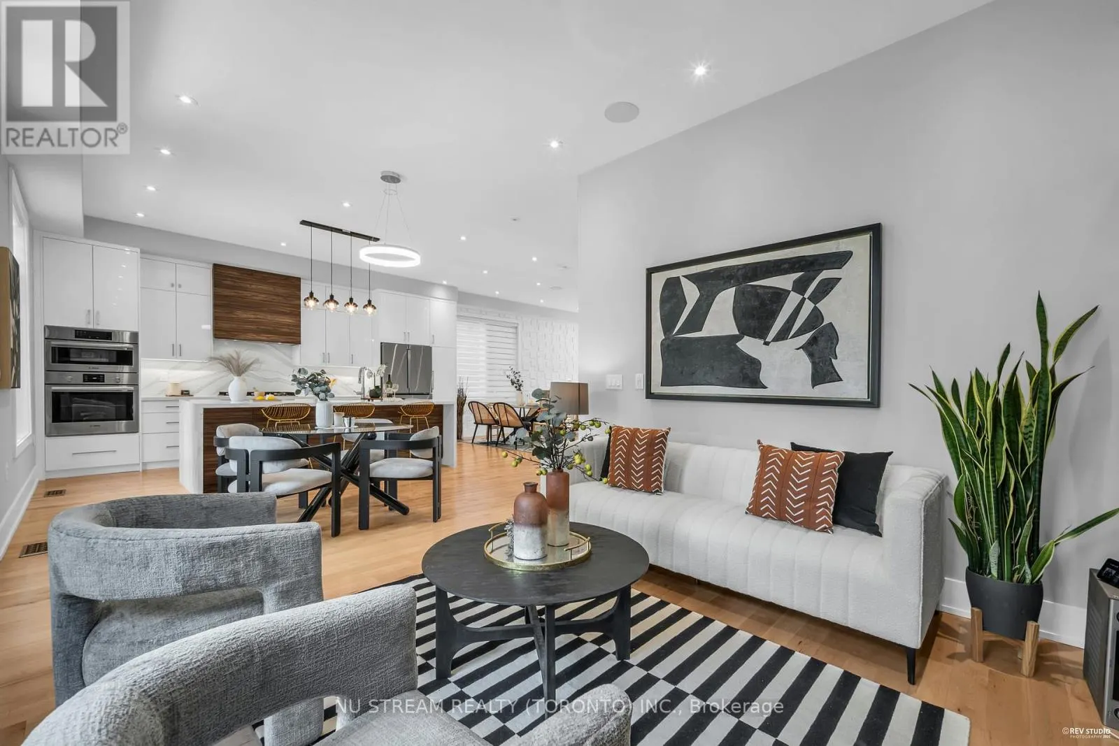 4 WESTBOURNE AVENUE