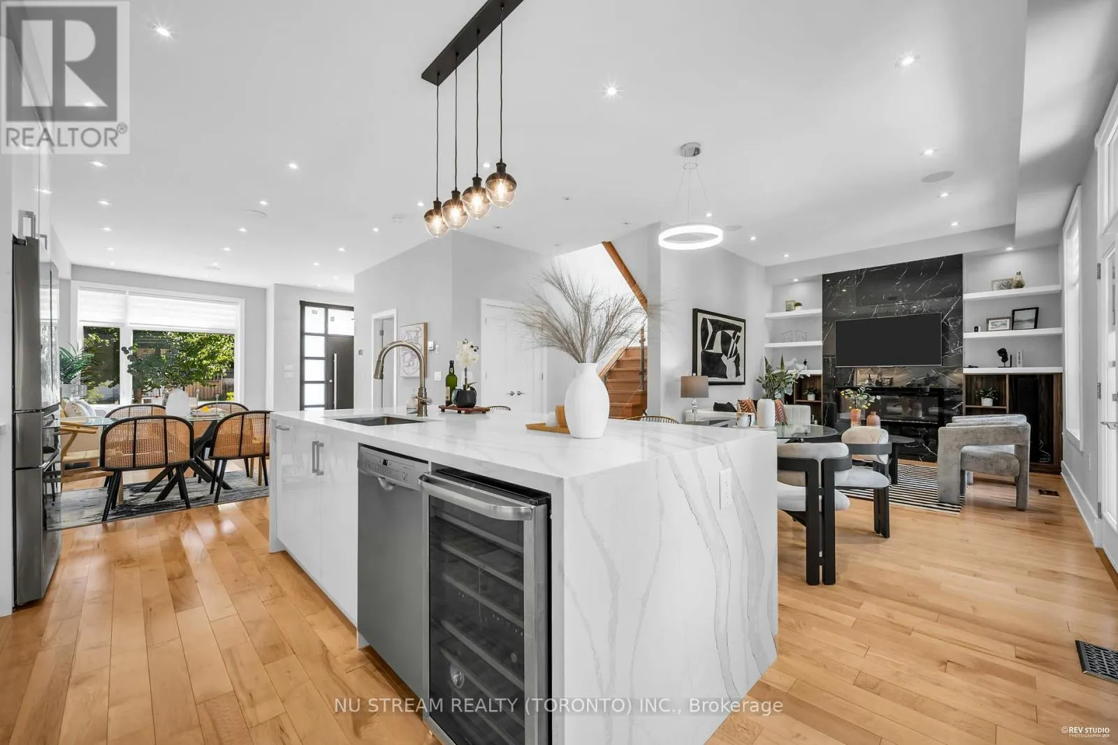 4 WESTBOURNE AVENUE