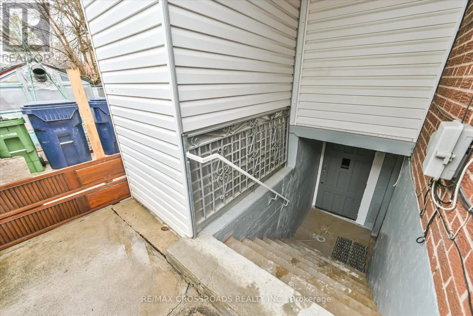 48 PHILLIP AVENUE