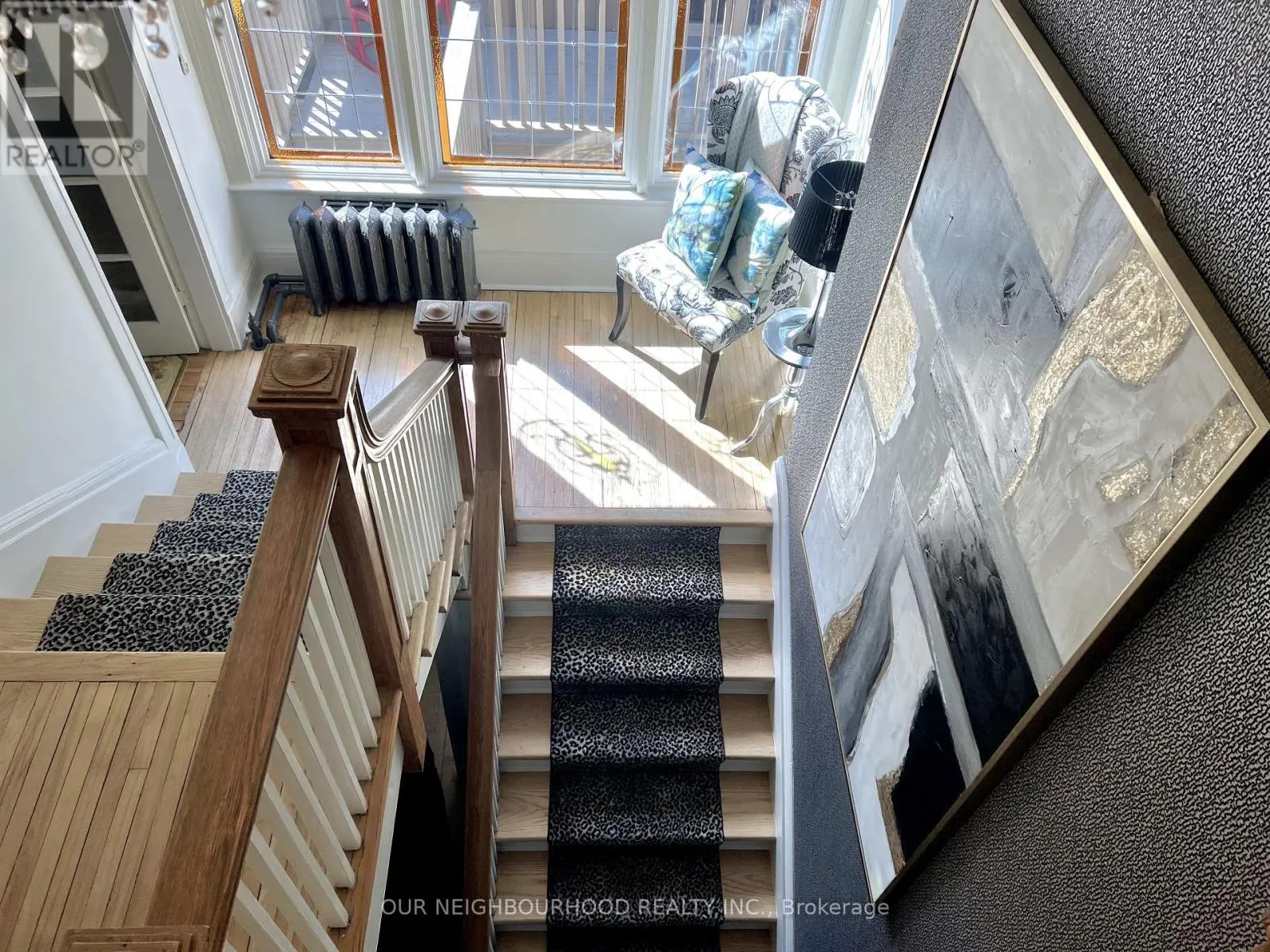 305 TRENT STREET W