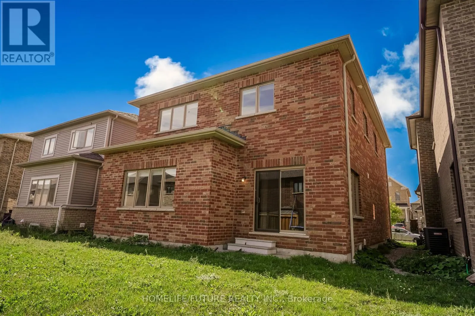51 ARTHUR MCLAUGHLIN STREET