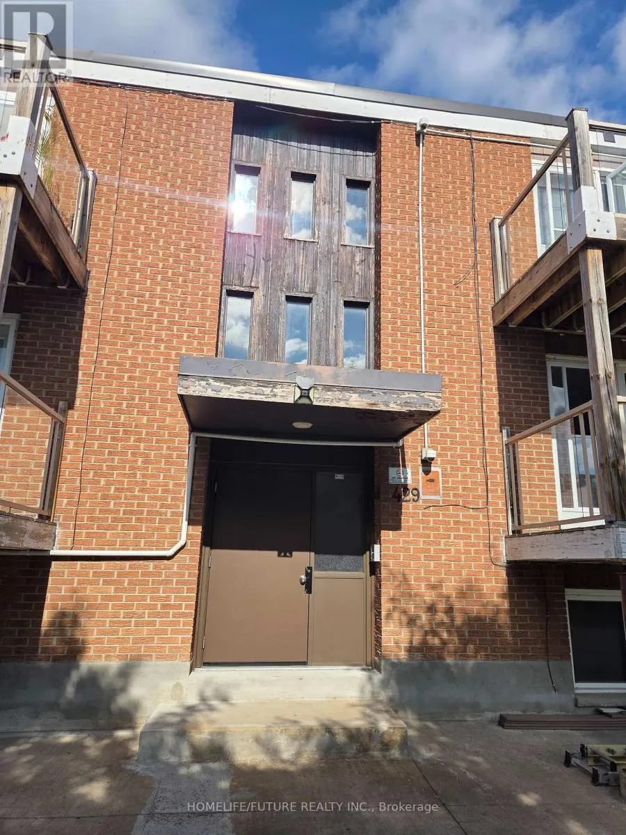 41 - 429 AUSTEN COURT