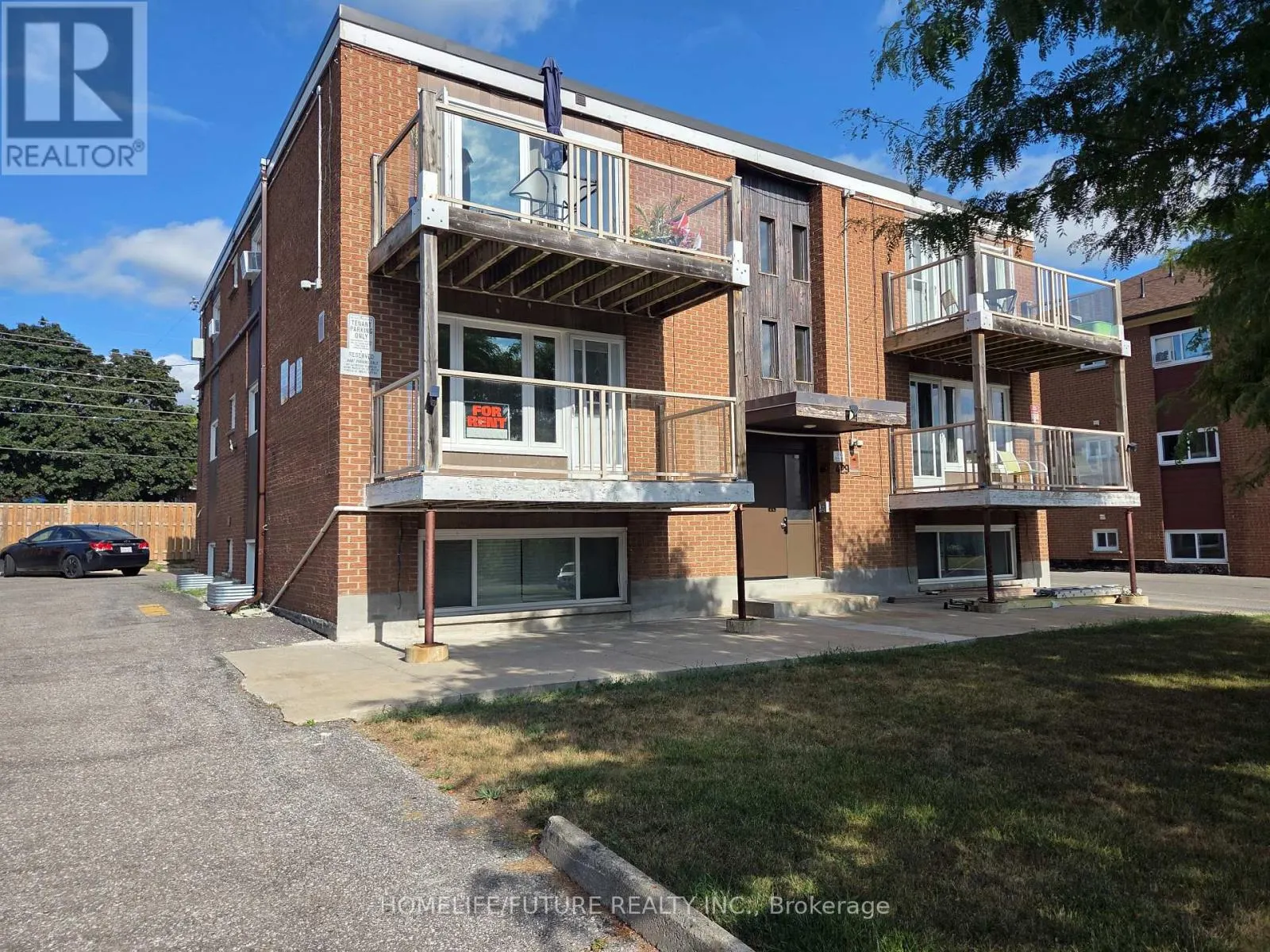 41 - 429 AUSTEN COURT