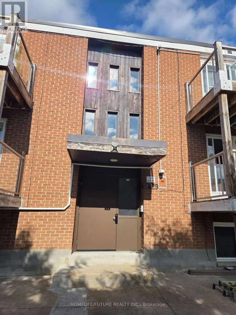 42 - 429 AUSTEN COURT